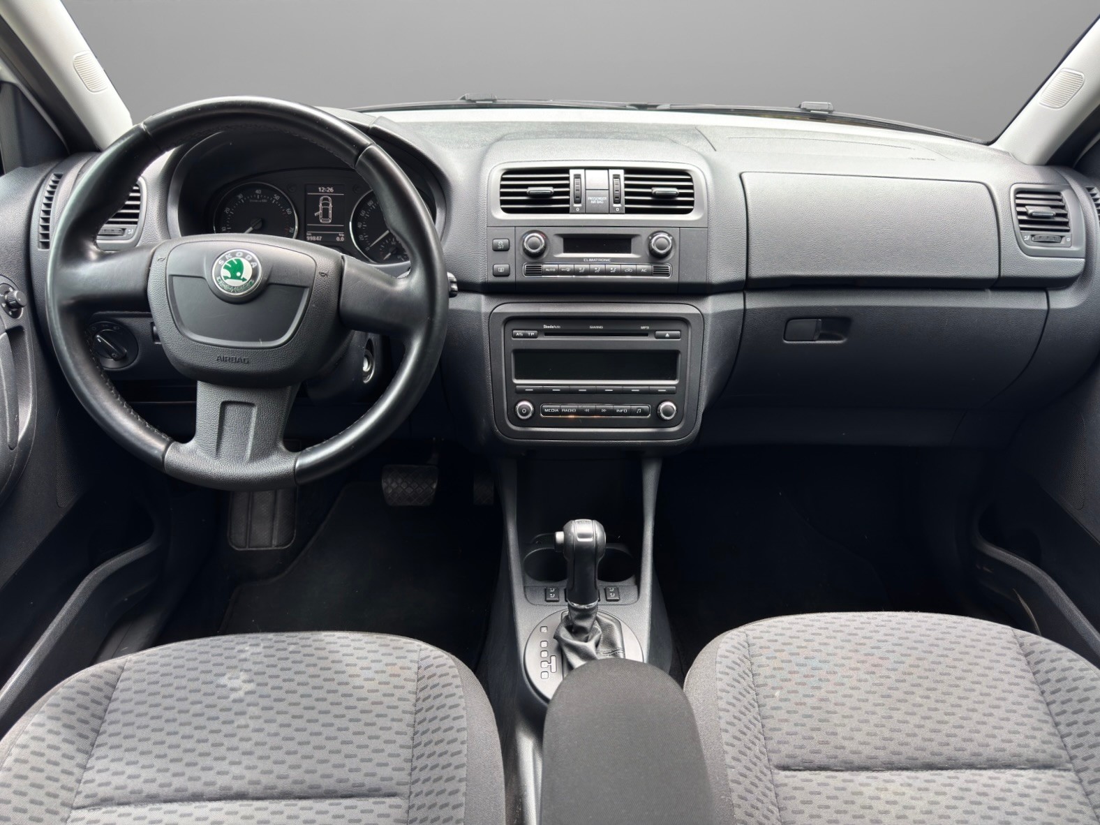 SKODA Fabia 1.2 TSI Ambition DSG-image-8