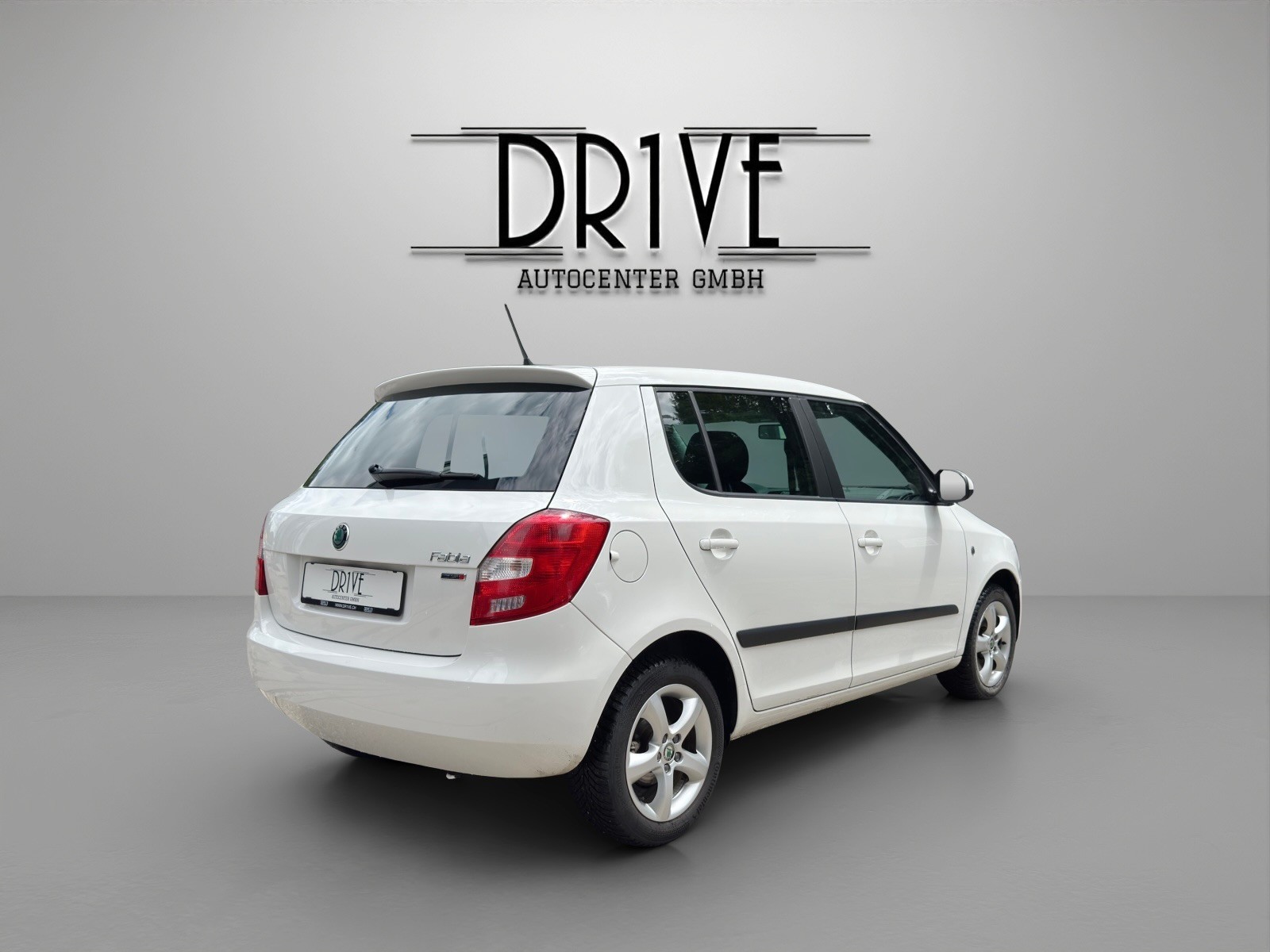 SKODA Fabia 1.2 TSI Ambition DSG-image-4