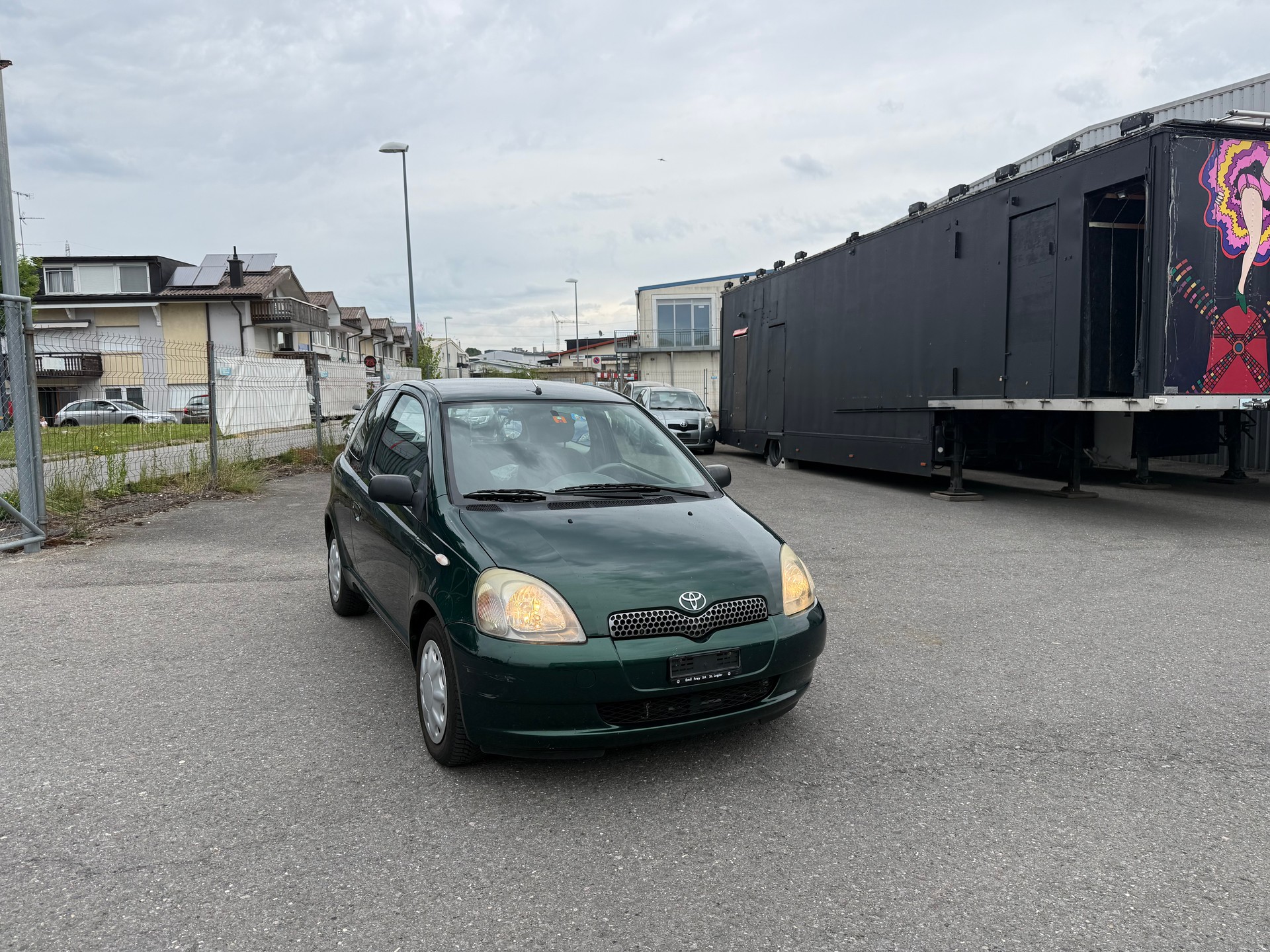 TOYOTA Yaris 1.3 Linea Sol-image-1