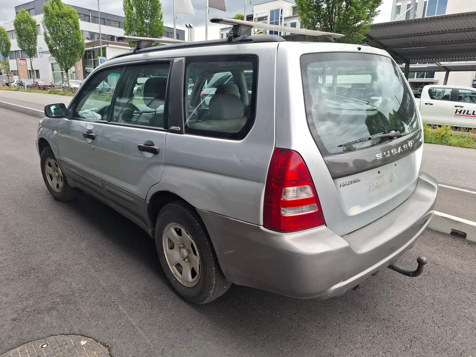 SUBARU Forester 2.0X Advantage-image-3