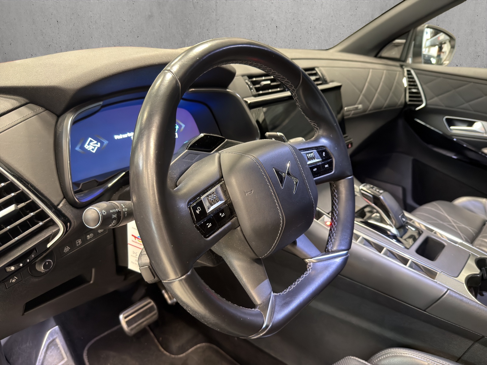 DS AUTOMOBILES DS 7 Crossback E-Tense 300 4x4 Rivoli-image-11