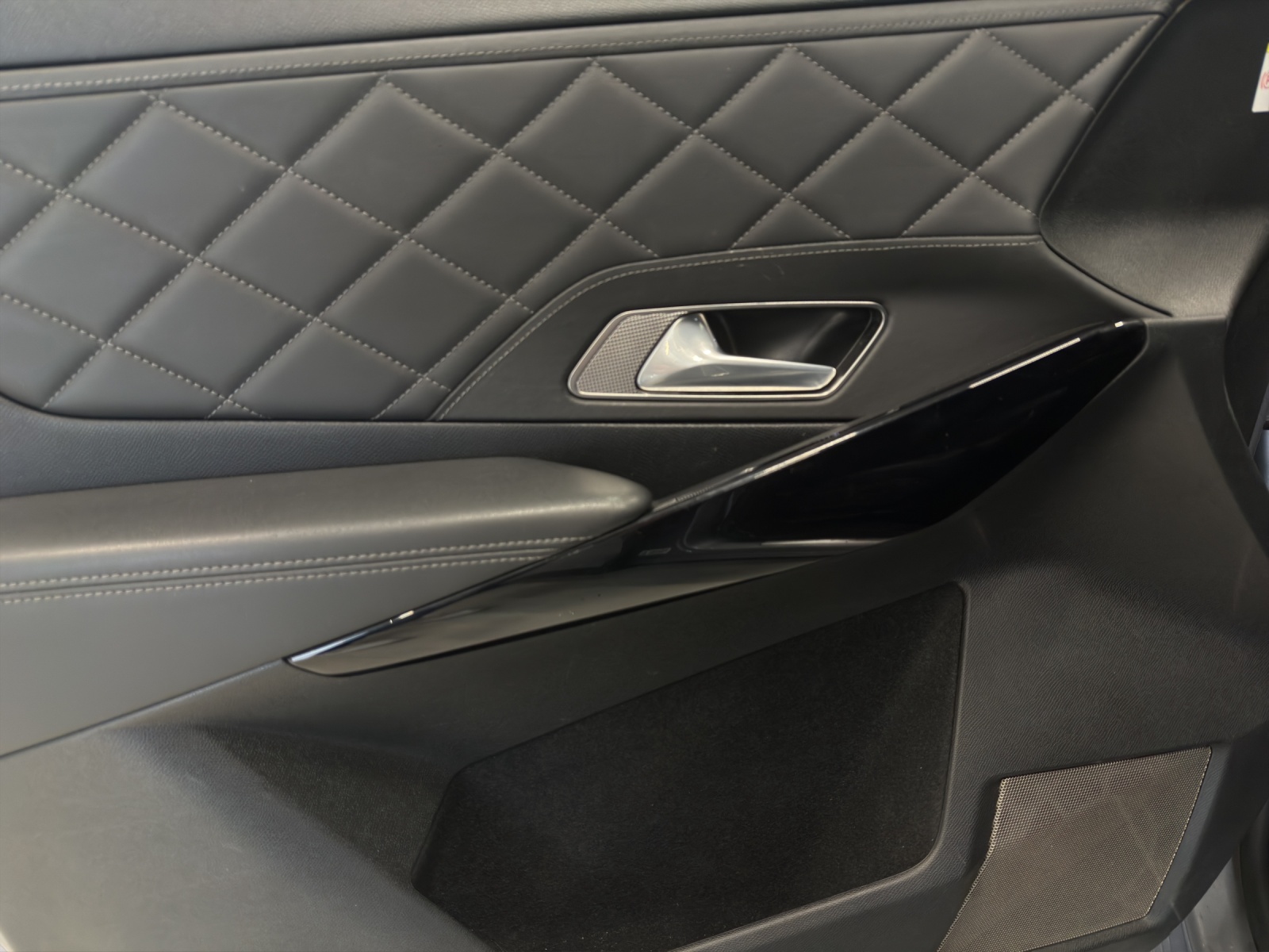 DS AUTOMOBILES DS 7 Crossback E-Tense 300 4x4 Rivoli-image-10