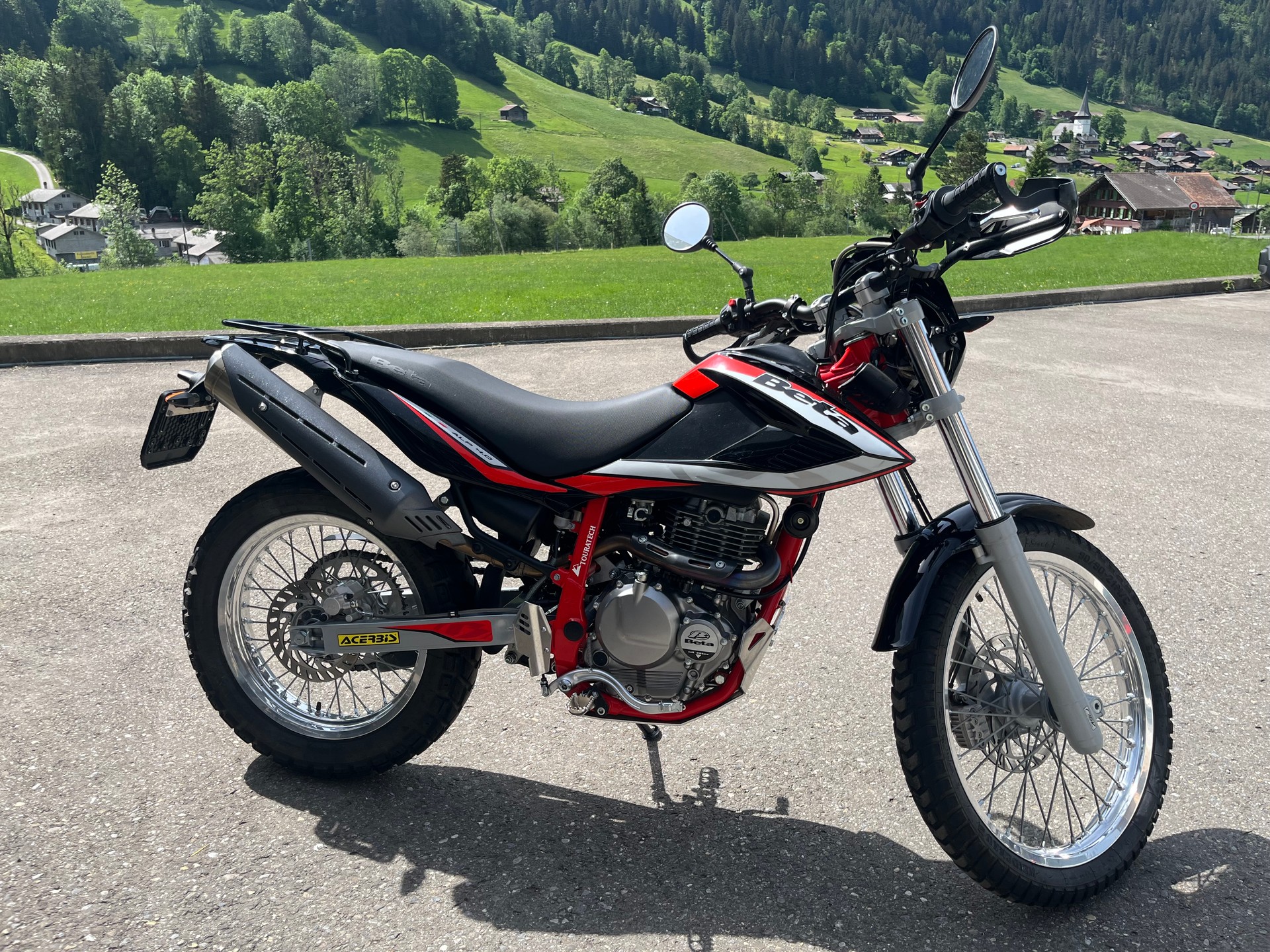BETA Alp 4.0-4T Enduro-image-1