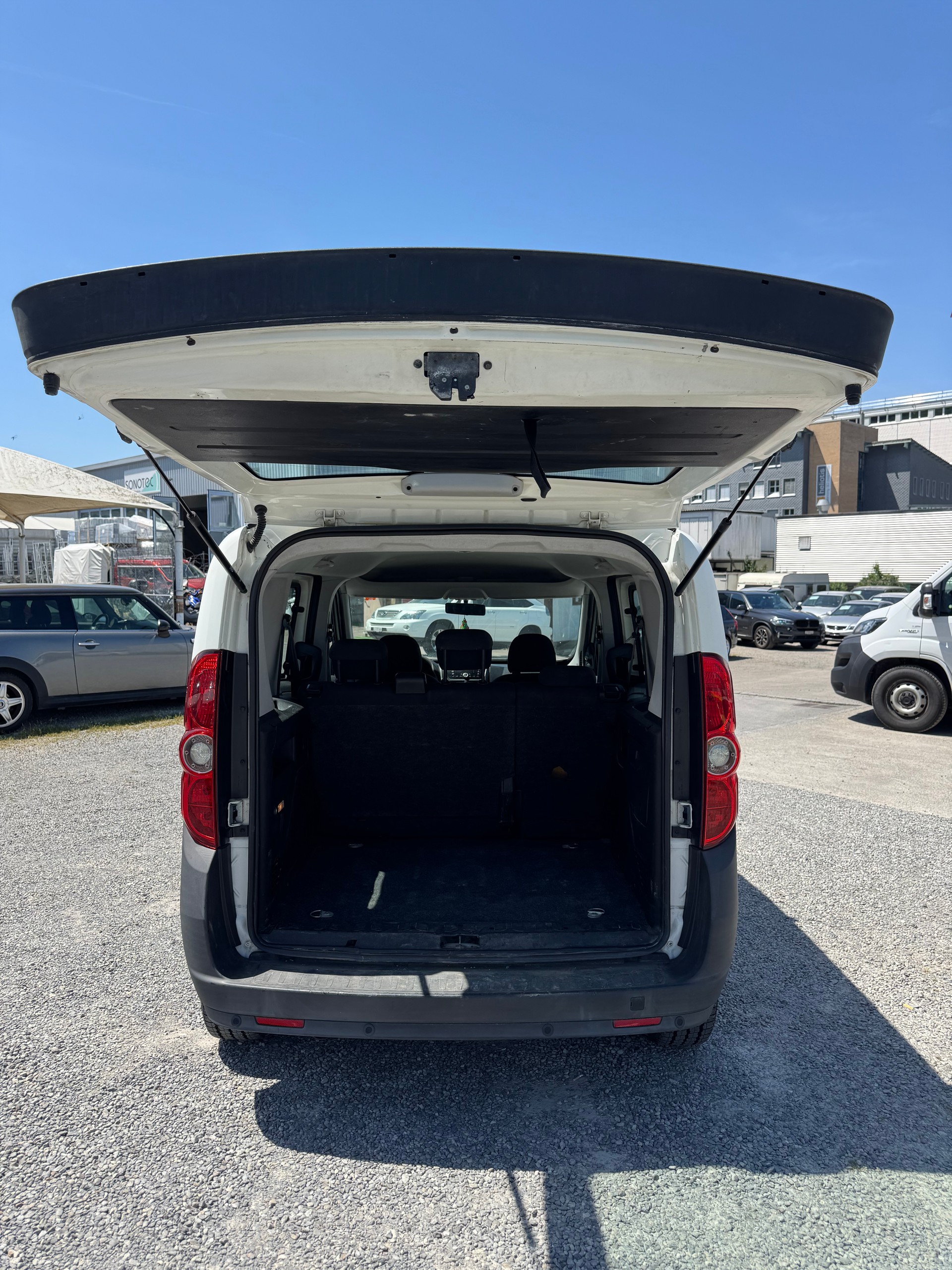 OPEL Combo 1.6 CDTI ecoFLEX 2.4 L2H1-image-4