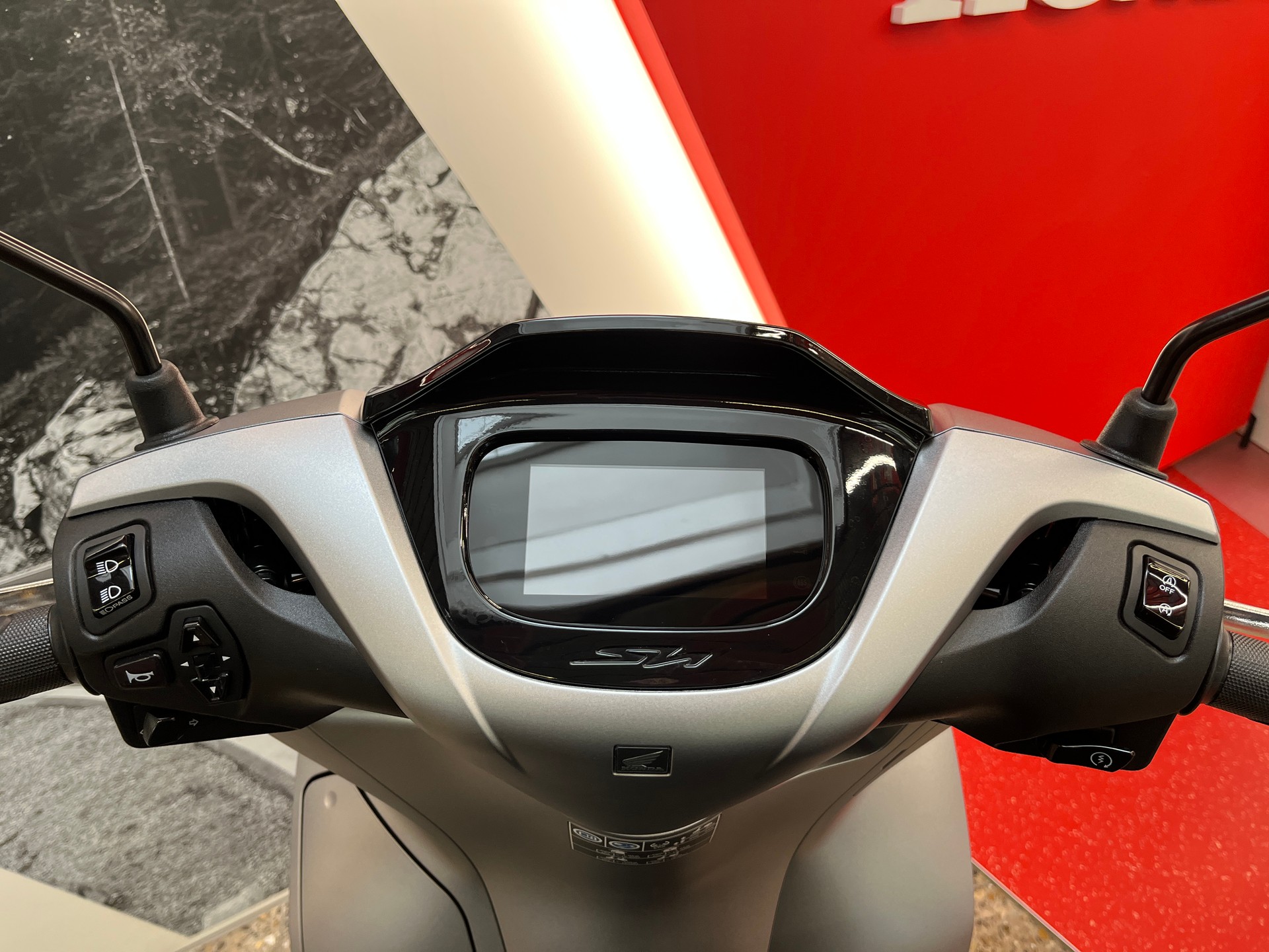 HONDA SH 125 Smart Top-Box 2026 mit TFT Display-image-7