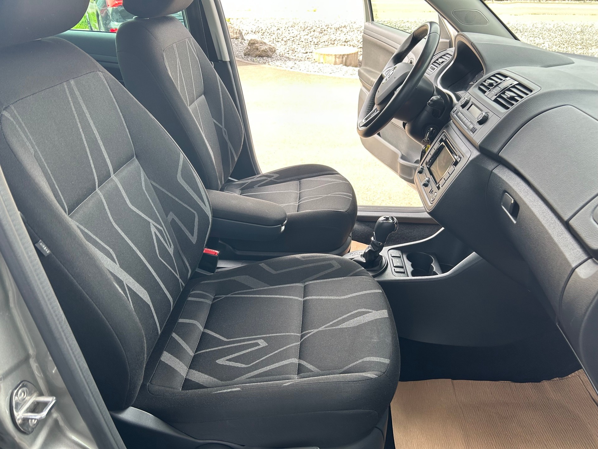 SKODA Fabia 1.2 TSI Ambition Plus DSG-image-9