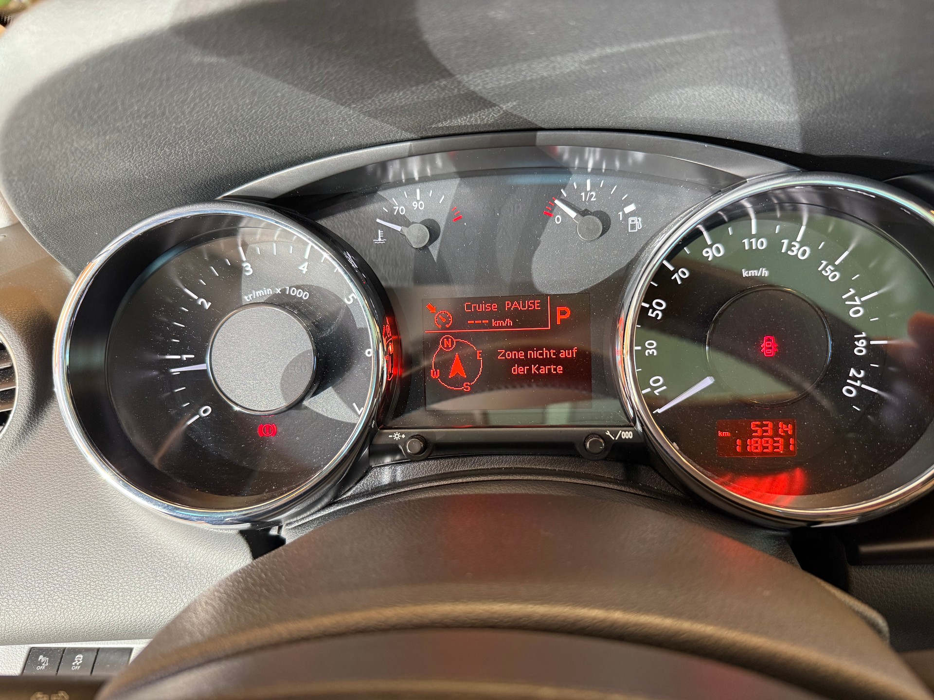 PEUGEOT 3008 1.6 16V T Féline Tiptronic-image-10