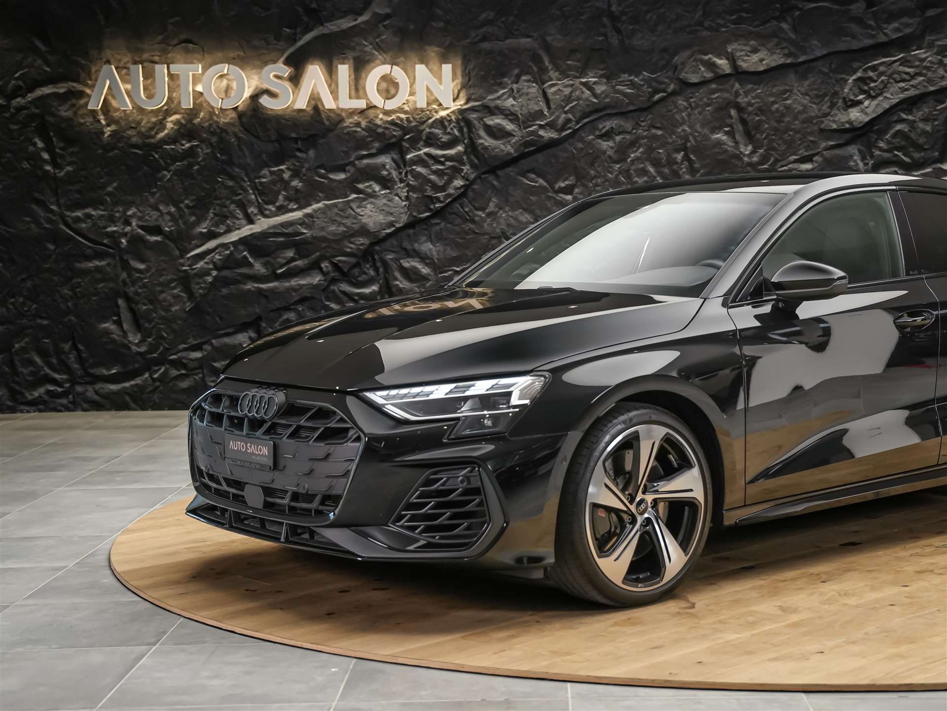 AUDI S3 Limousine TFSI quattro S-tronic *Facelift*Kamera*19" Felgen*ACC*-image-13