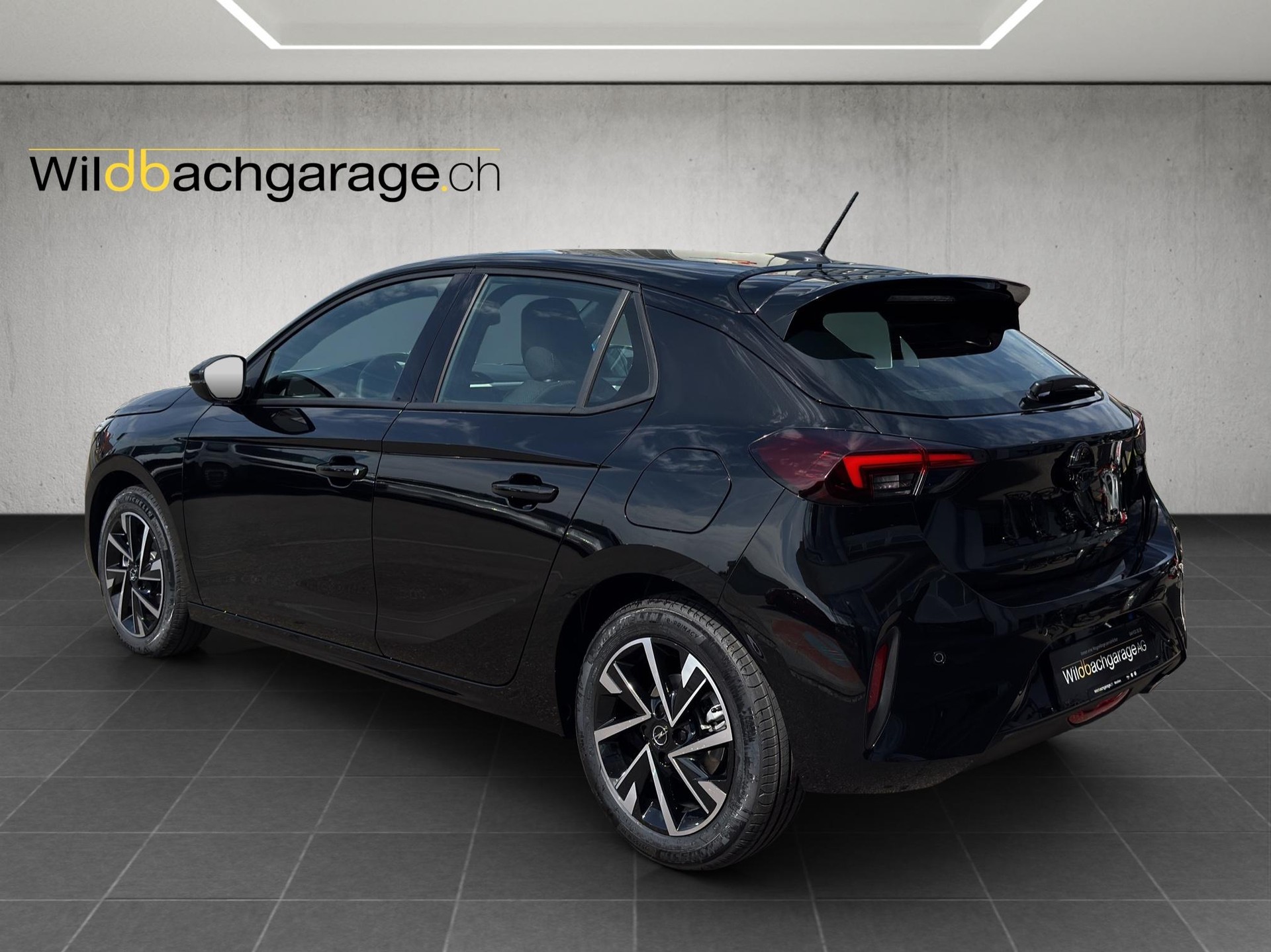 OPEL Corsa 1.2 T Hybrid Viva-image-2
