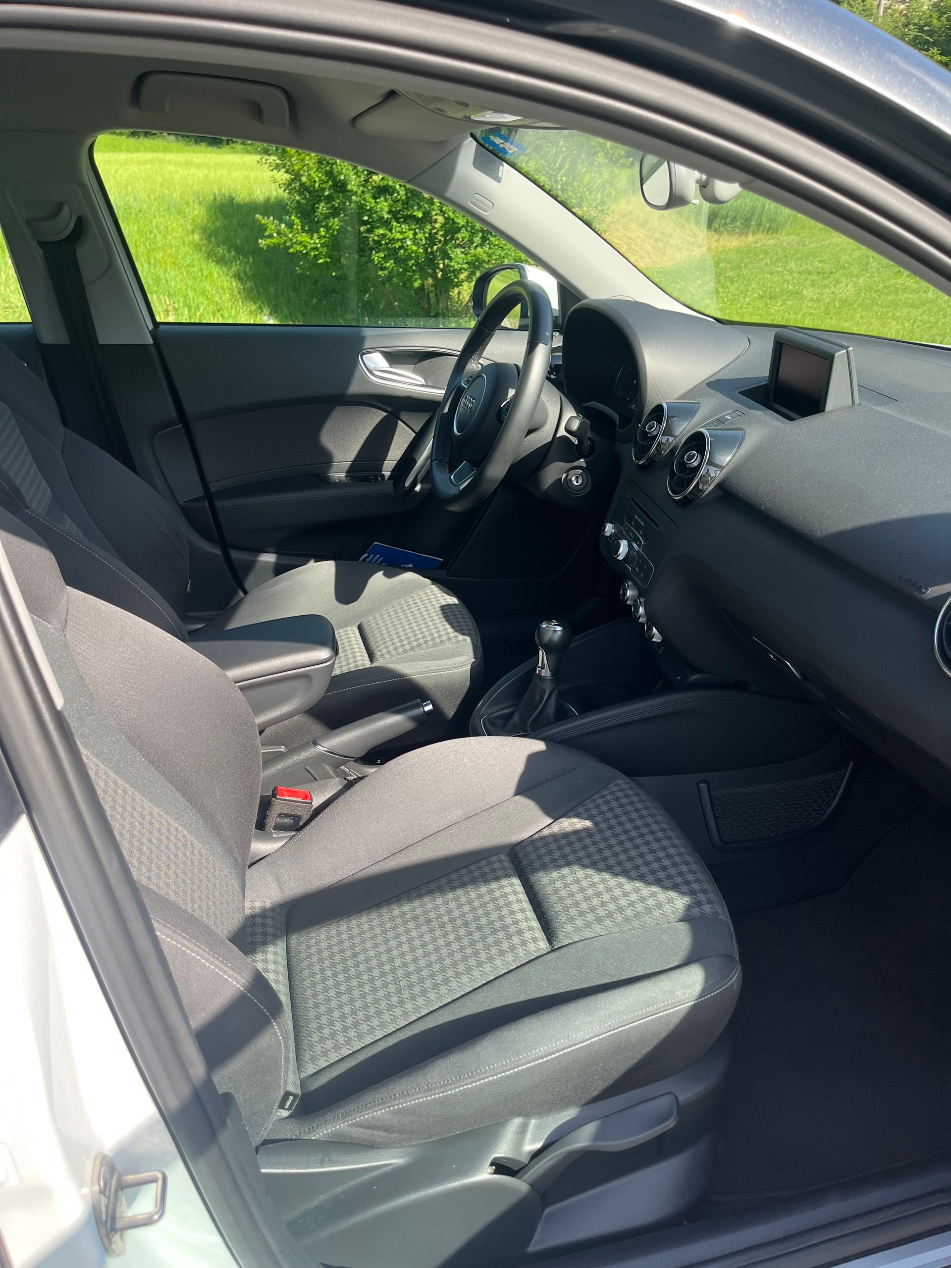 AUDI 1.4 TFSI Ambition-image-4