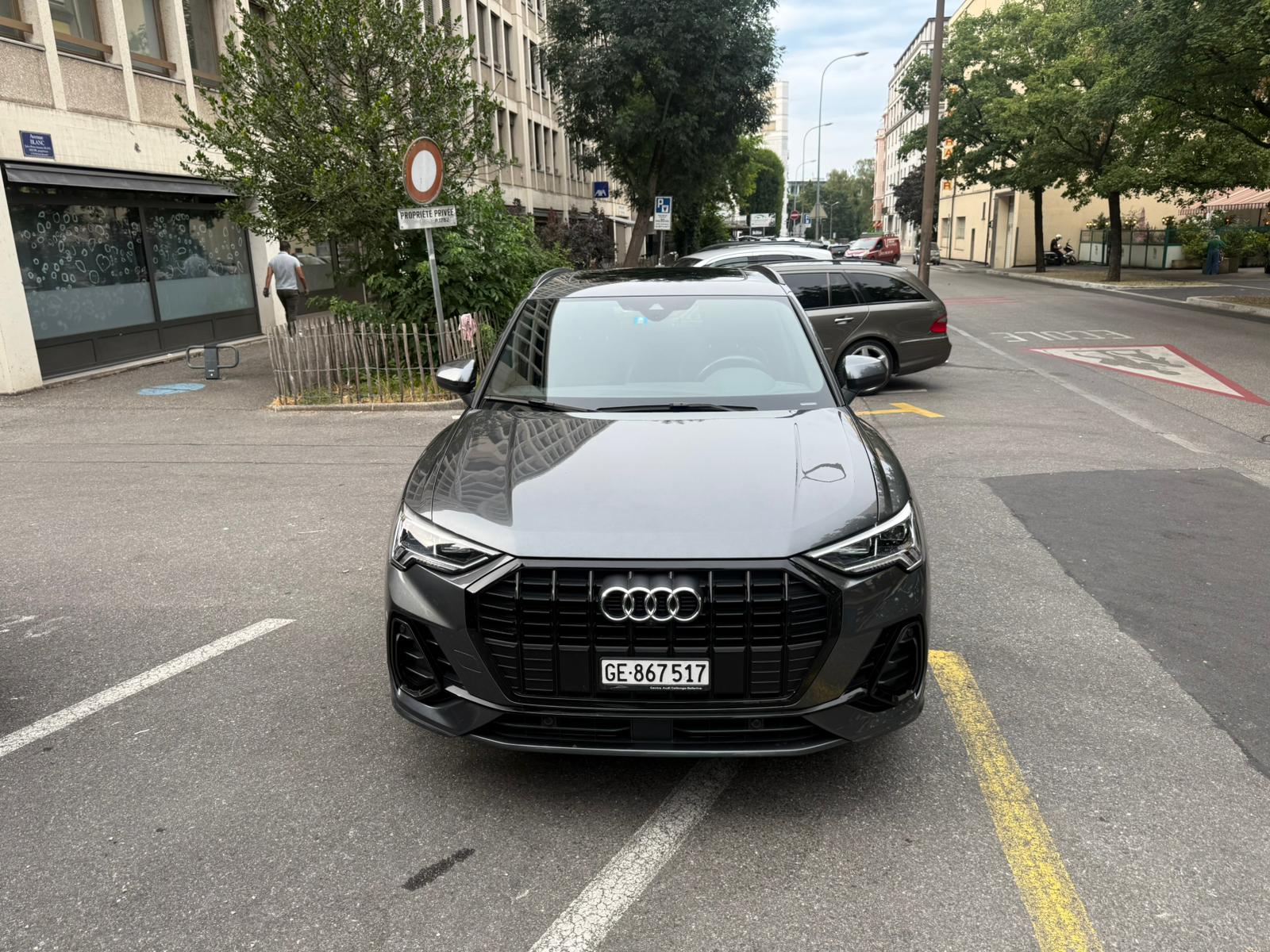 AUDI 1.5 35 TFSI S line Attraction S-Tronic-image-4