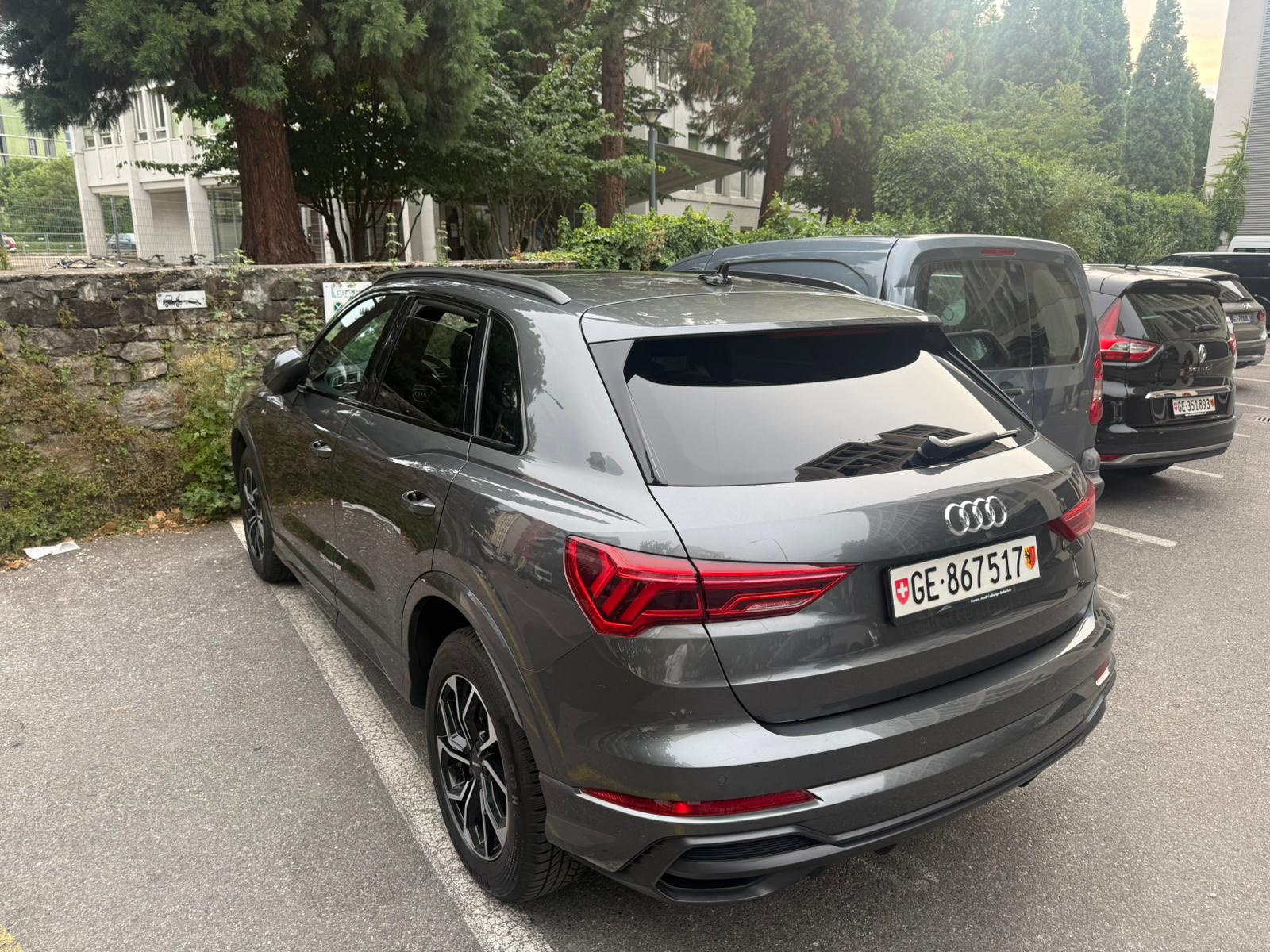AUDI 1.5 35 TFSI S line Attraction S-Tronic-image-3