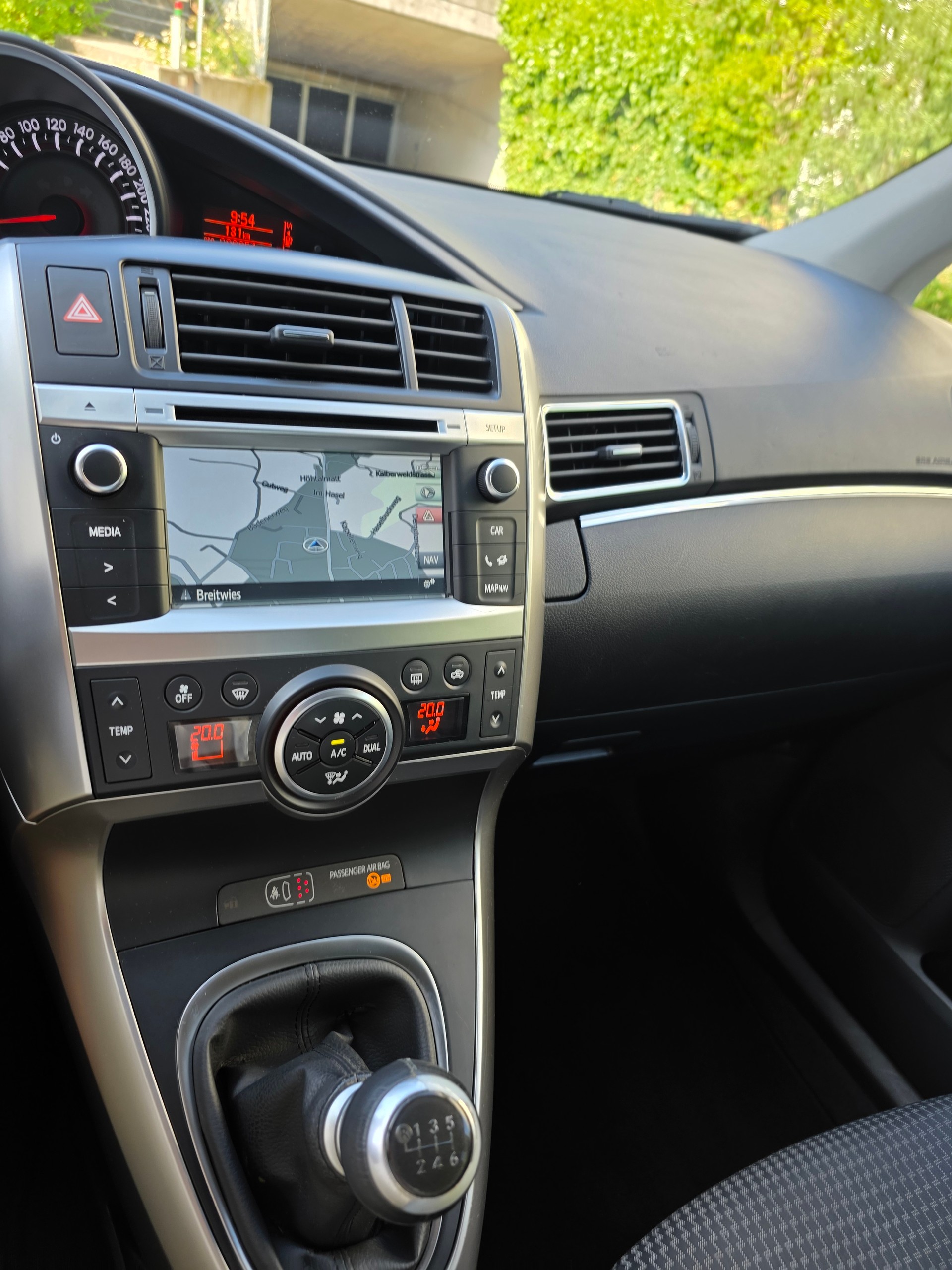 TOYOTA Verso 1.8 Trend-image-12