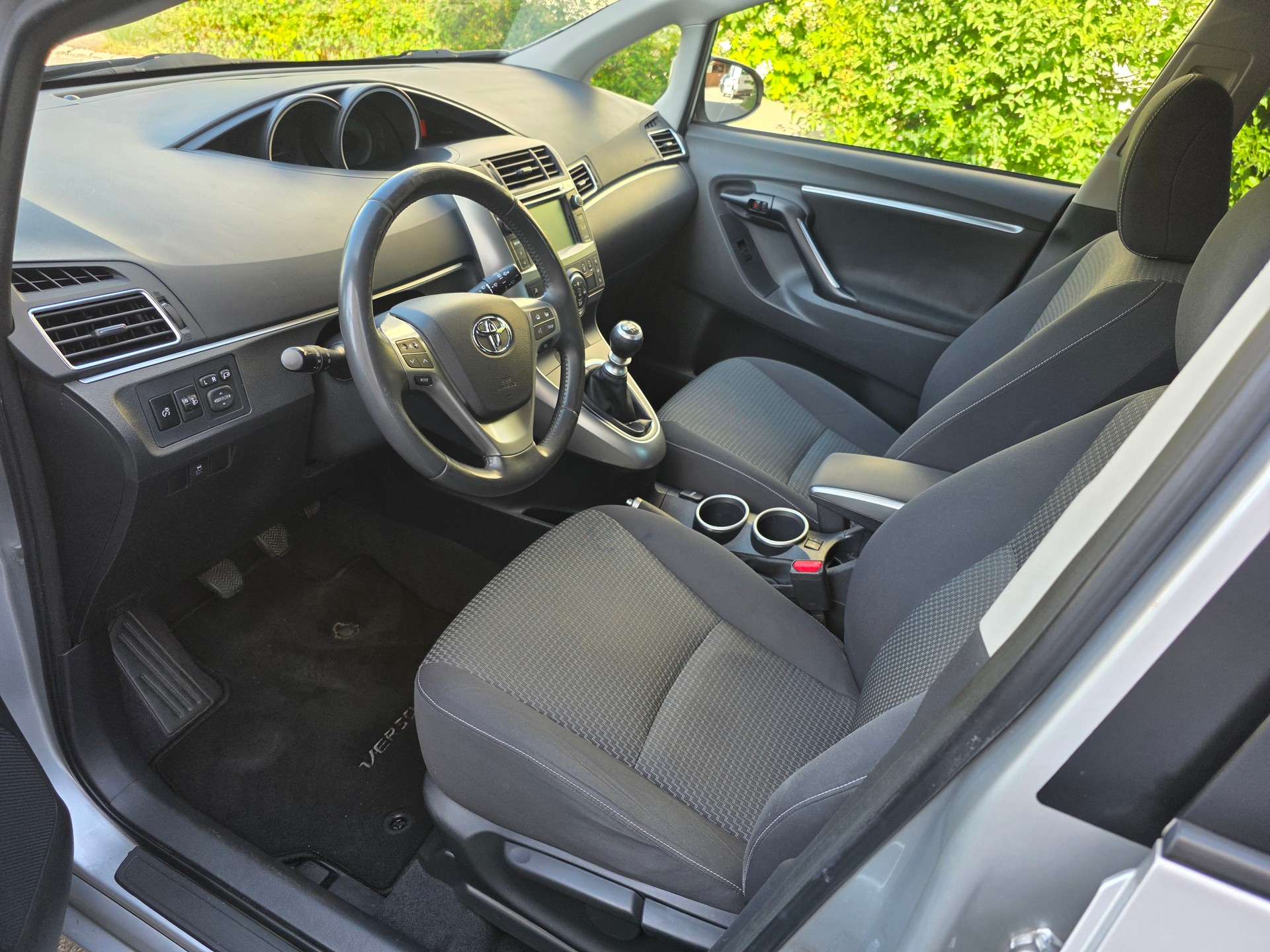 TOYOTA Verso 1.8 Trend-image-7