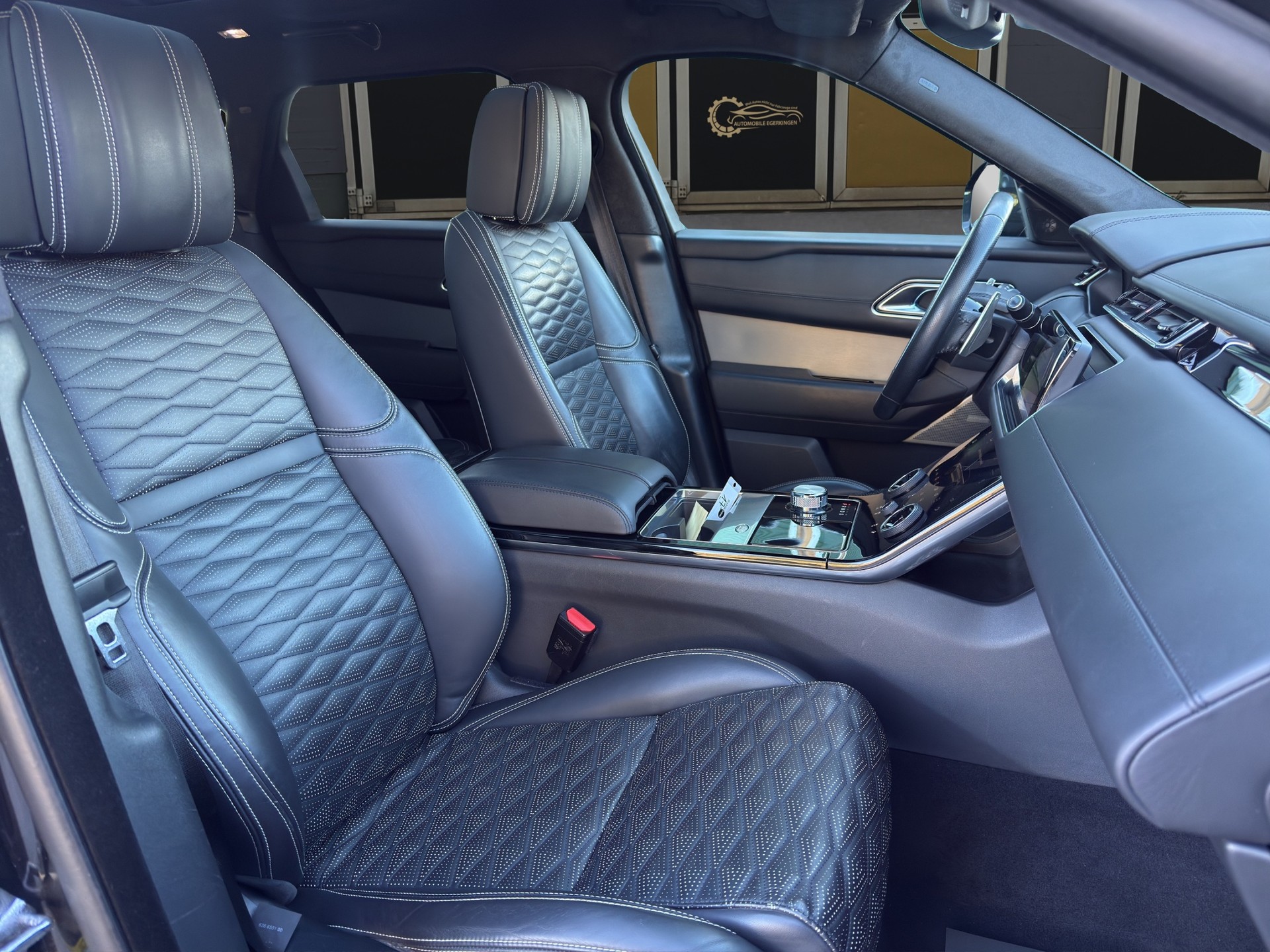 LAND ROVER Range Rover Velar SV Autobiography Dyn. Edition A.-image-9