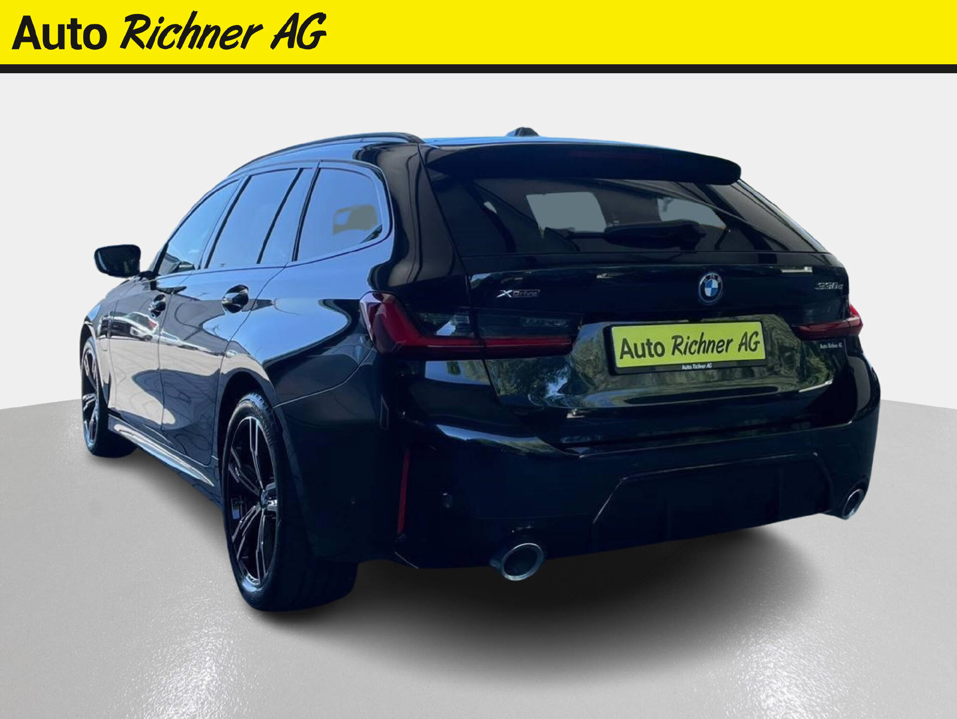 BMW 330e xDrive SAG Touring-image-4