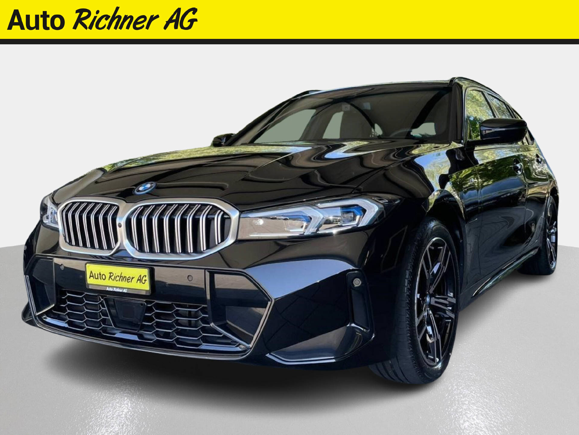 BMW 330e xDrive SAG Touring-showroom-element-1
