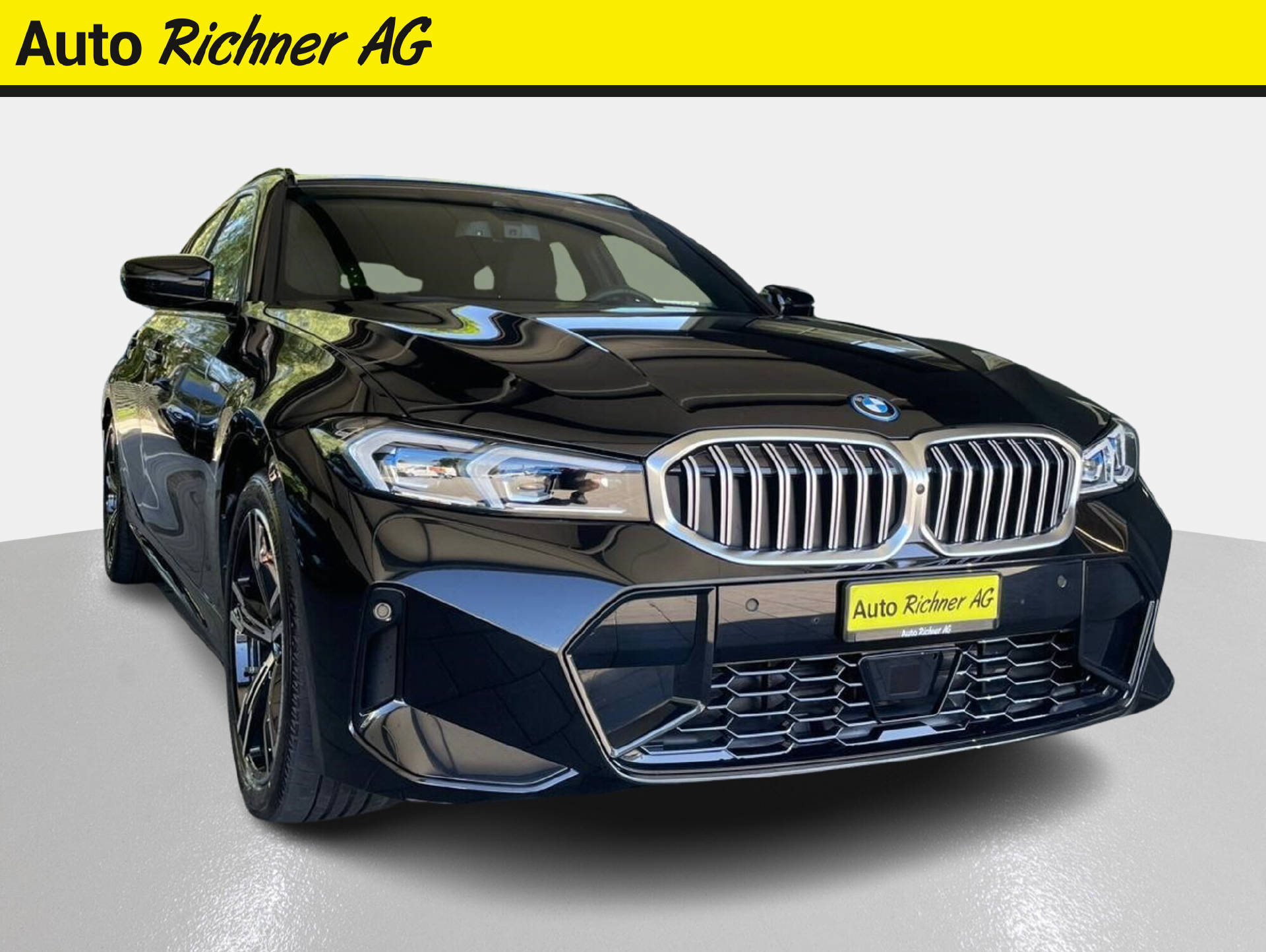 BMW 330e xDrive SAG Touring