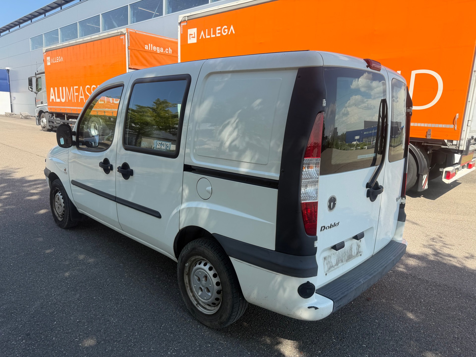 FIAT Doblò 1.6 Cargo SX BiPower(Swiss)-image-3