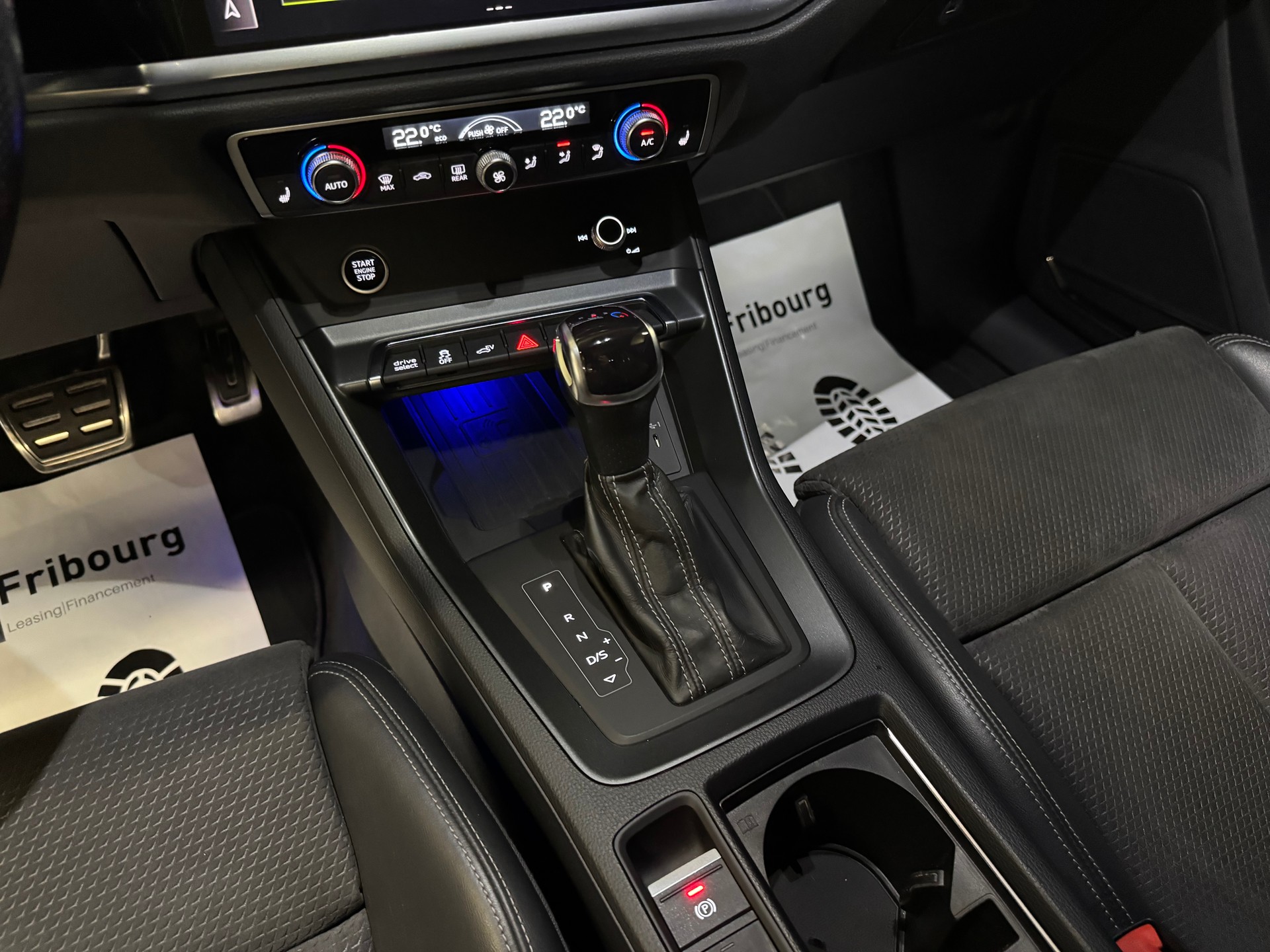 AUDI Q3 Sportback 45 TFSI e S line Attraction S-tronic-image-5