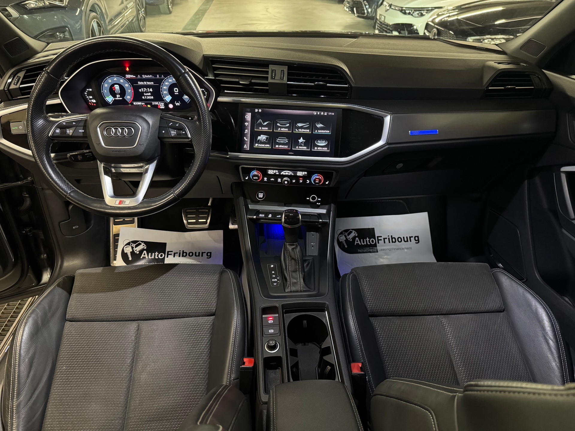 AUDI Q3 Sportback 45 TFSI e S line Attraction S-tronic-image-4