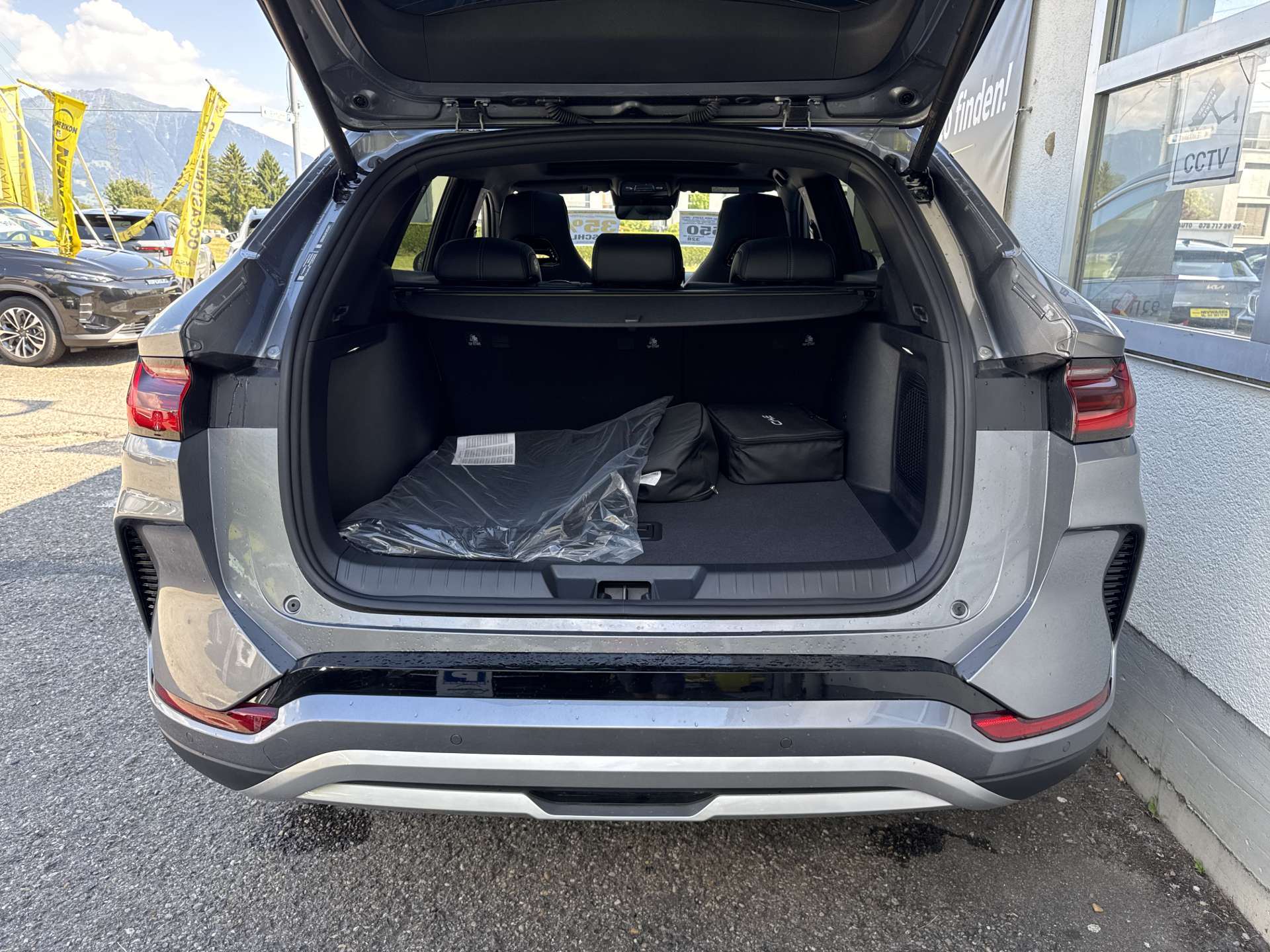 BYD Seal U DM-i PHEV Design AWD 324PS Automat-image-8