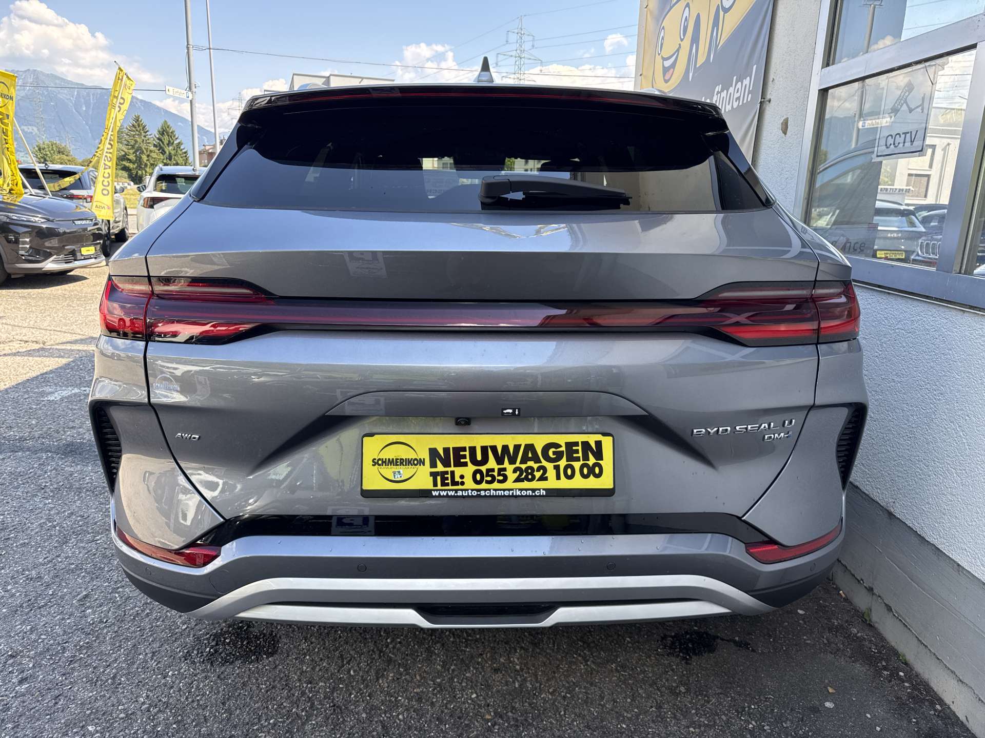 BYD Seal U DM-i PHEV Design AWD 324PS Automat-image-3