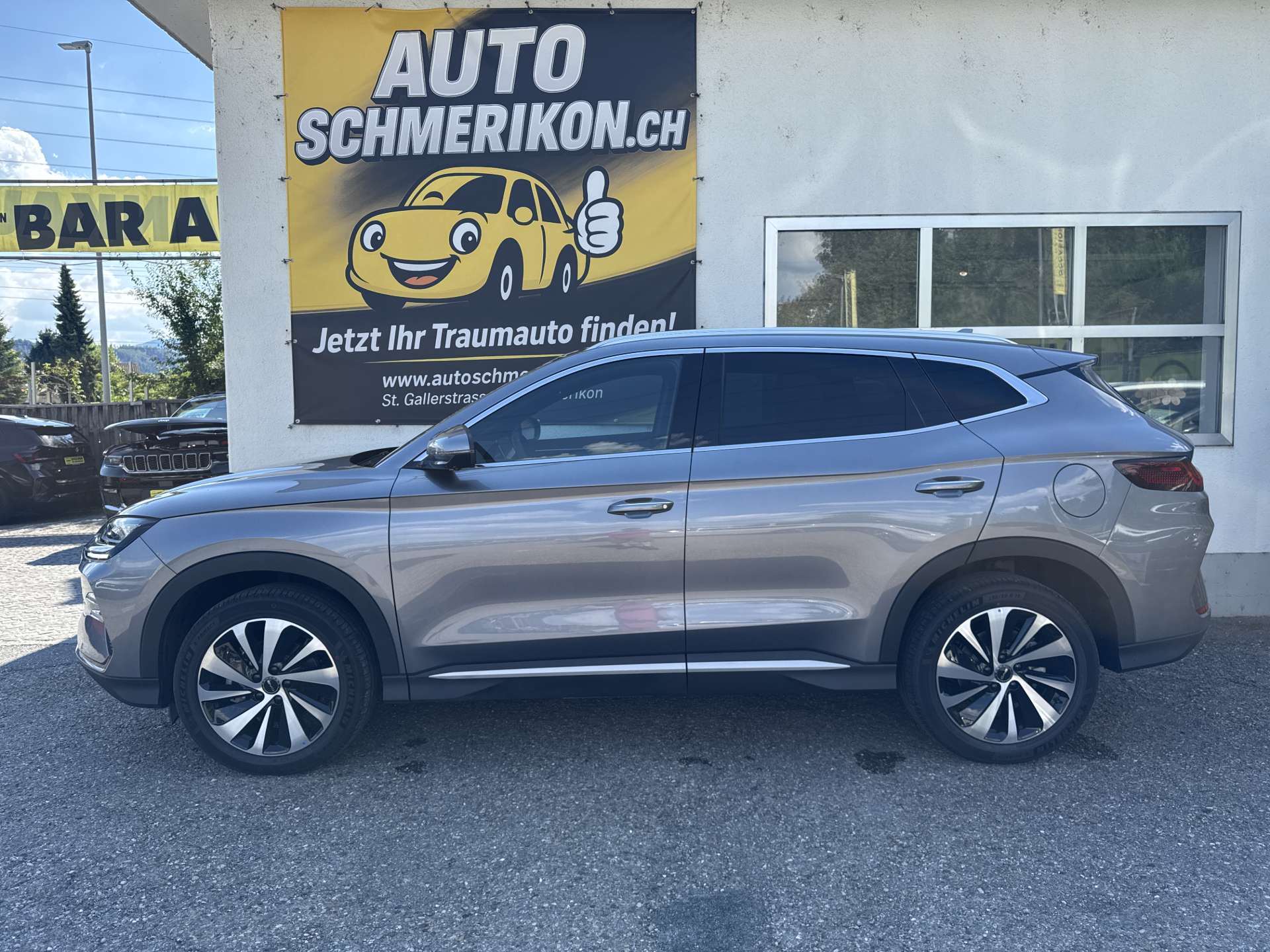 BYD Seal U DM-i PHEV Design AWD 324PS Automat-image-4