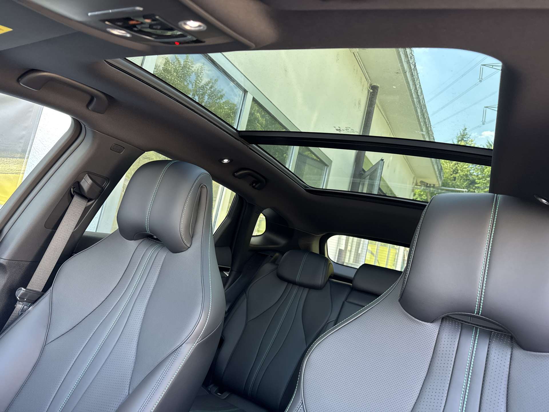 BYD Seal U DM-i PHEV Design AWD 324PS Automat-image-13