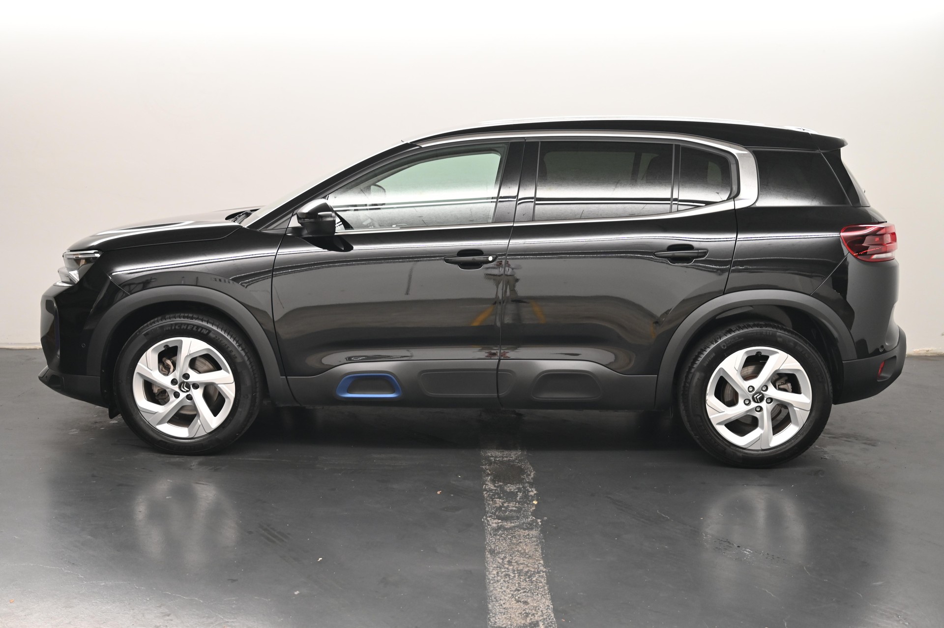 CITROEN C5 Aircross 1.2 PureTech Swiss Edition-showroom-element-2