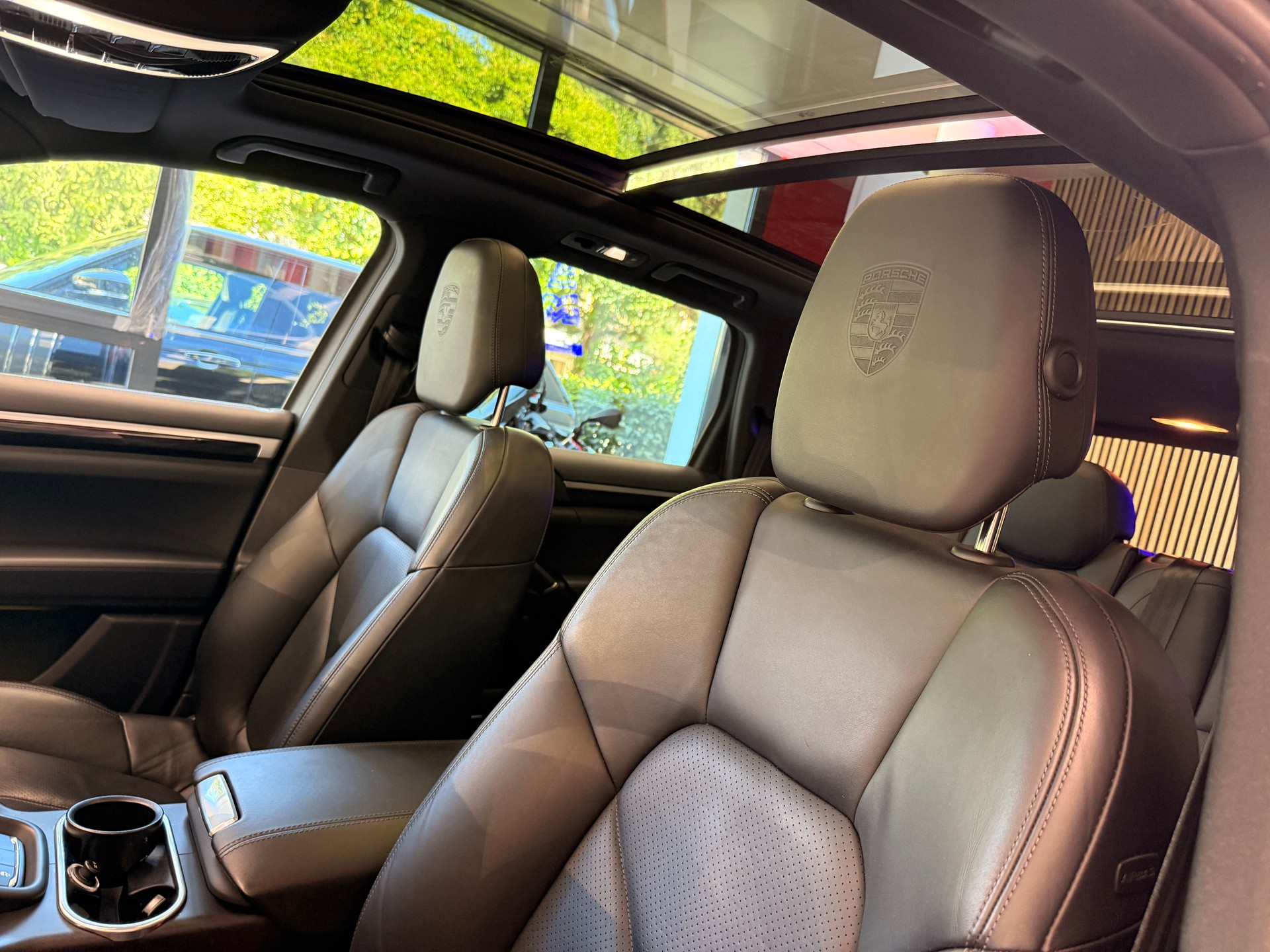 PORSCHE Cayenne ''Platinum Edition'' 3.0 V6 TDI TipT-image-3