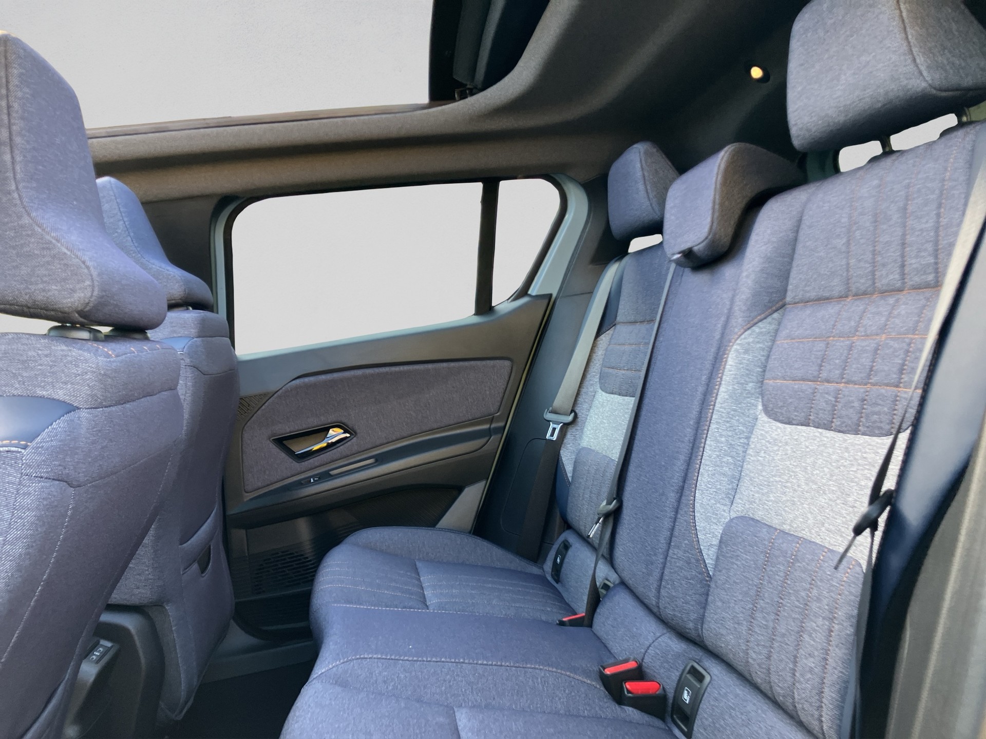 RENAULT R4 E-Tech Comfort Range 52 Plein Sud kWh Techno-image-14