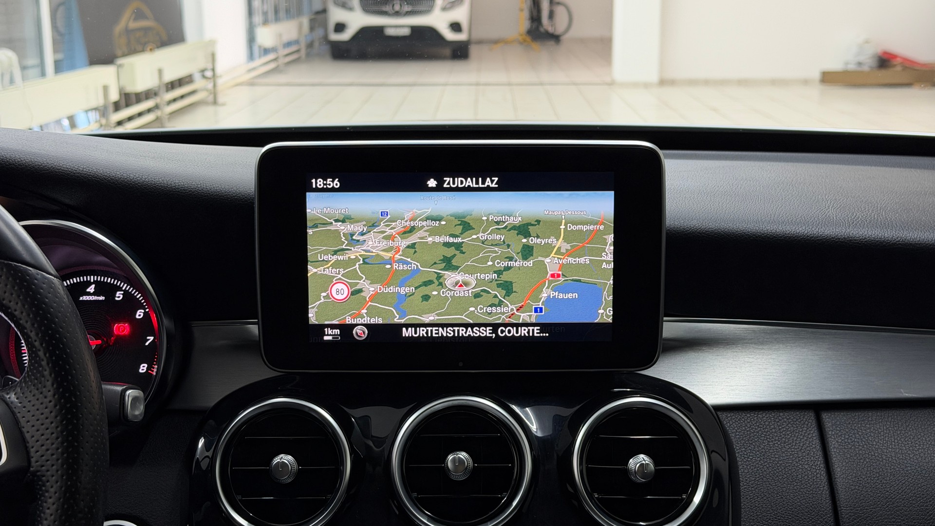 MERCEDES-BENZ C 180 Avantgarde 7G-Tronic-image-9