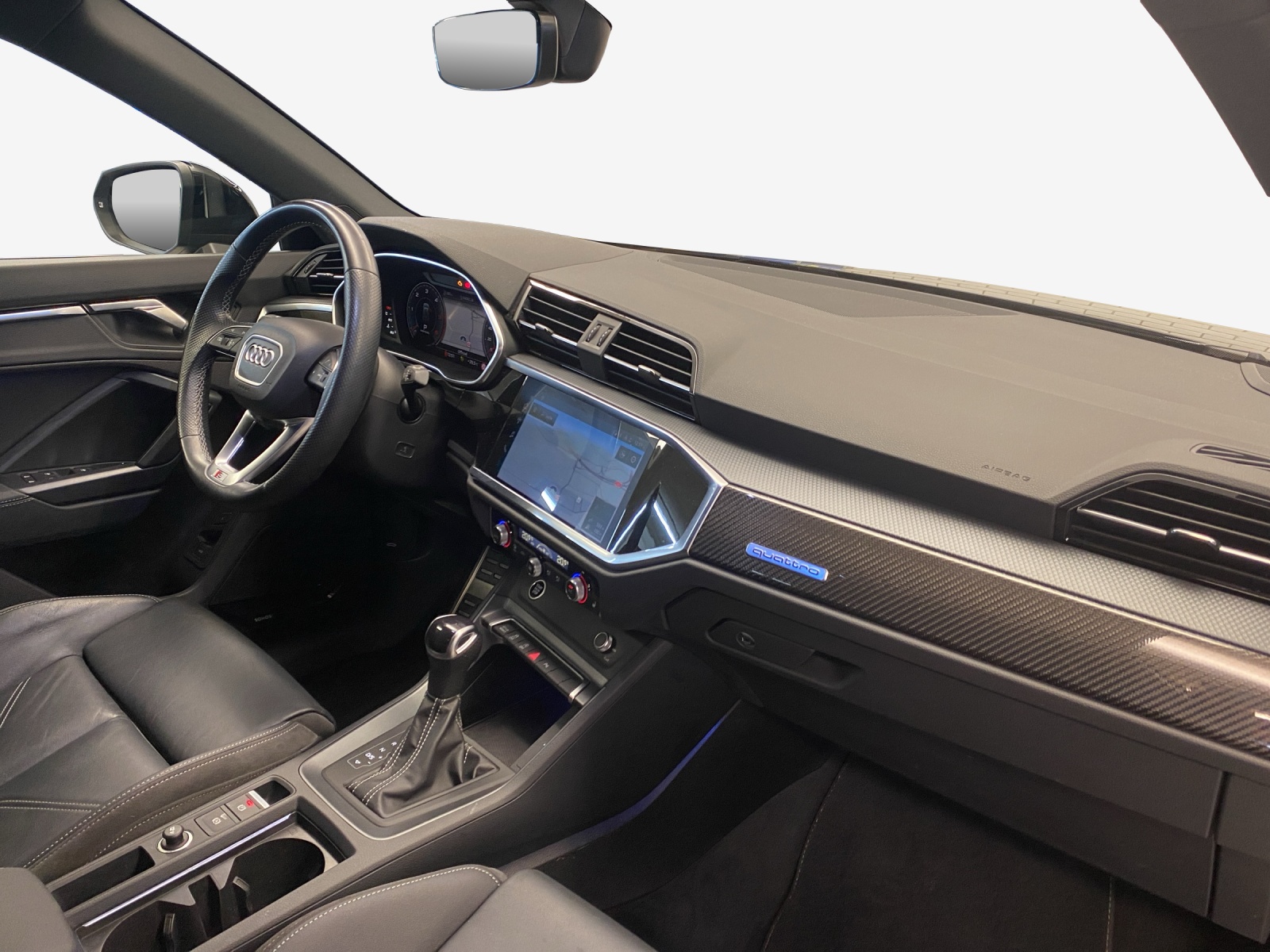 AUDI Q3 40 TDI S line quattro S-tronic-image-13