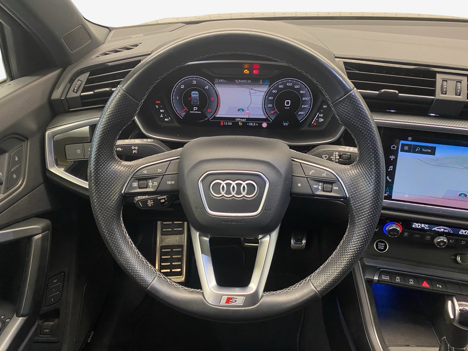 AUDI Q3 40 TDI S line quattro S-tronic-image-9