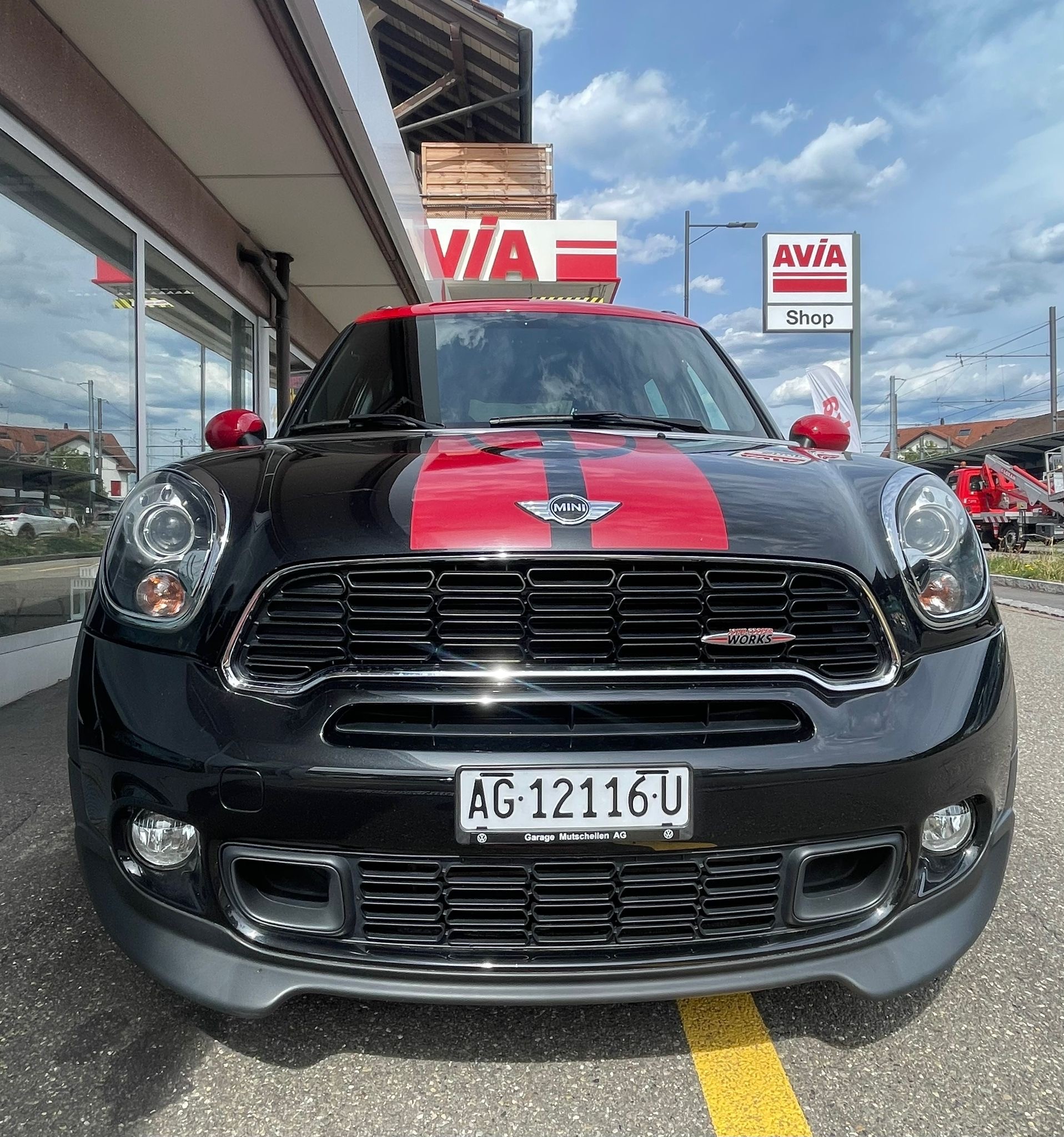 MINI Countryman John Cooper Works ALL4 – 218 PS | Steptronic | All Black | 5 Plätze-image-1