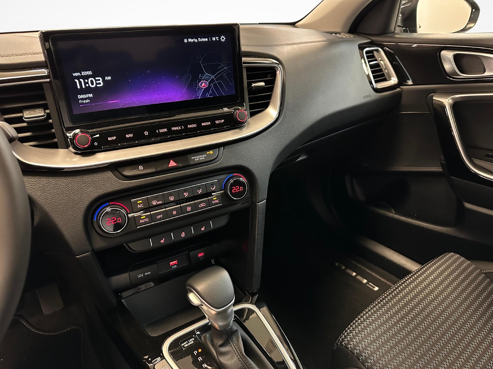 KIA Ceed SW 1.5 T-GDi MHEV Power-image-7