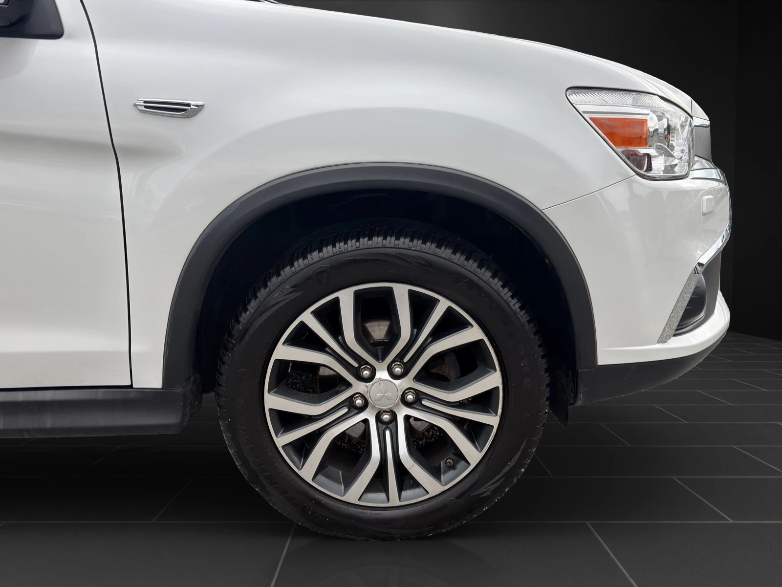 MITSUBISHI ASX 2.2 DID Style Anniversary Edition 100 4WD Automatic-image-14