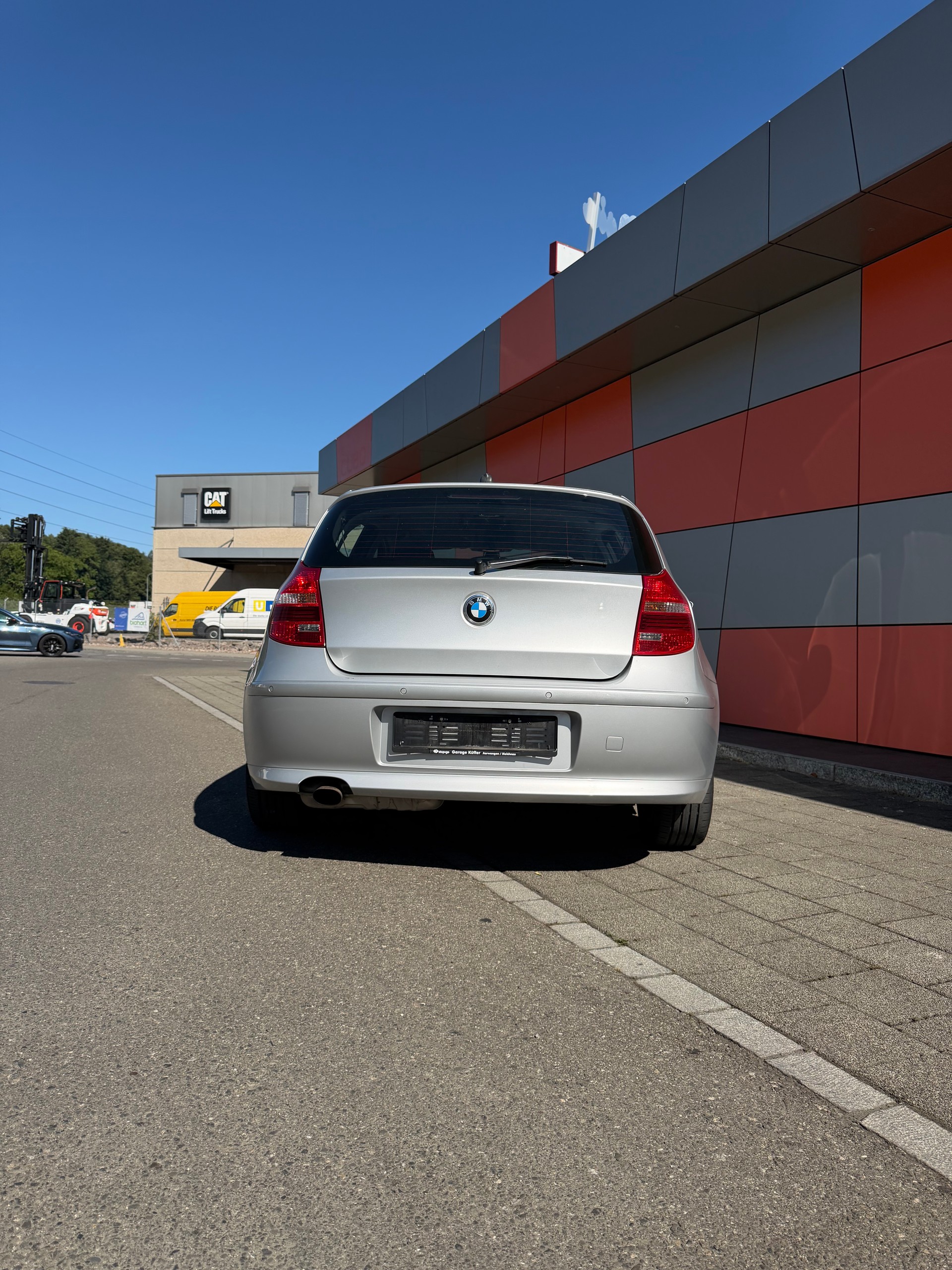 BMW 116i | 8-fach | Klima | Sitzheizung | PDC | Tempomat-image-4