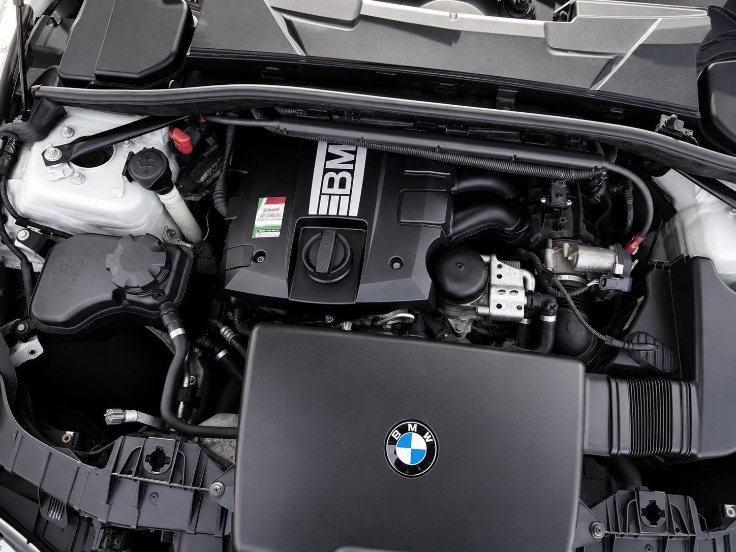 BMW 116i | Frisch Service | MFK | 8-fach | Klima | Sitzheizung | PDC | Tempomat-image-8