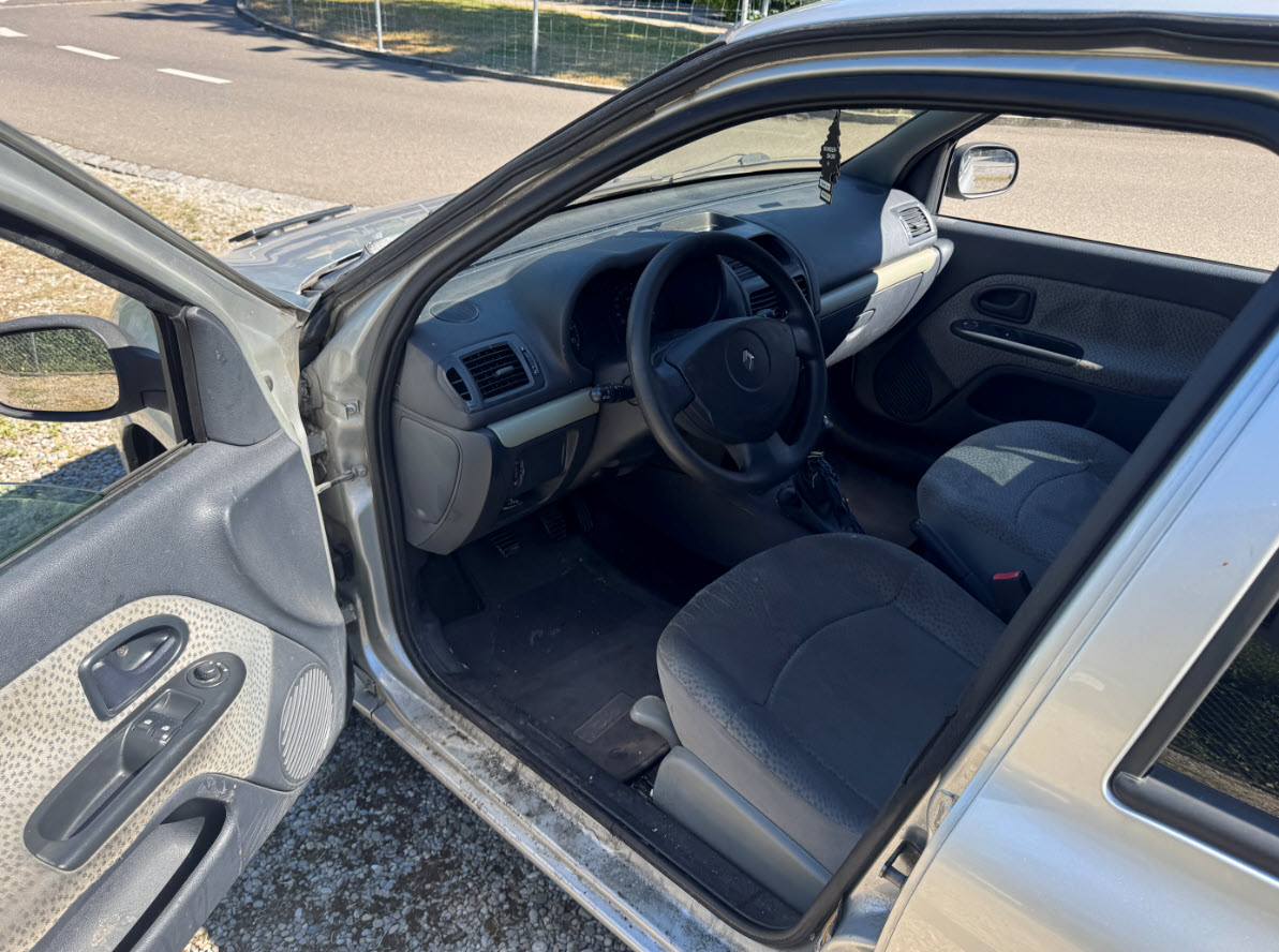 RENAULT Clio 1.2 Air-image-6