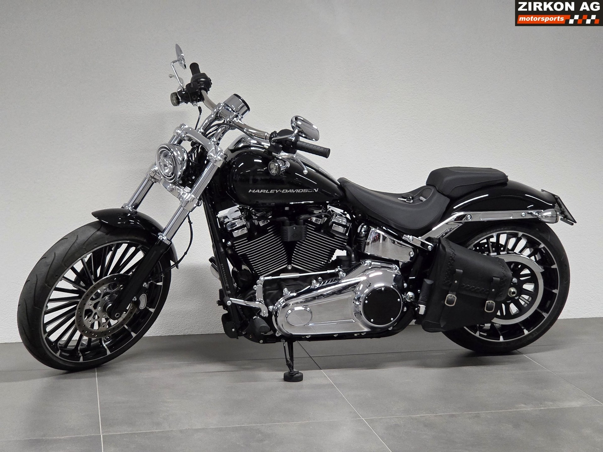 HARLEY-DAVIDSON FXBR Breakout 117ci-image-10