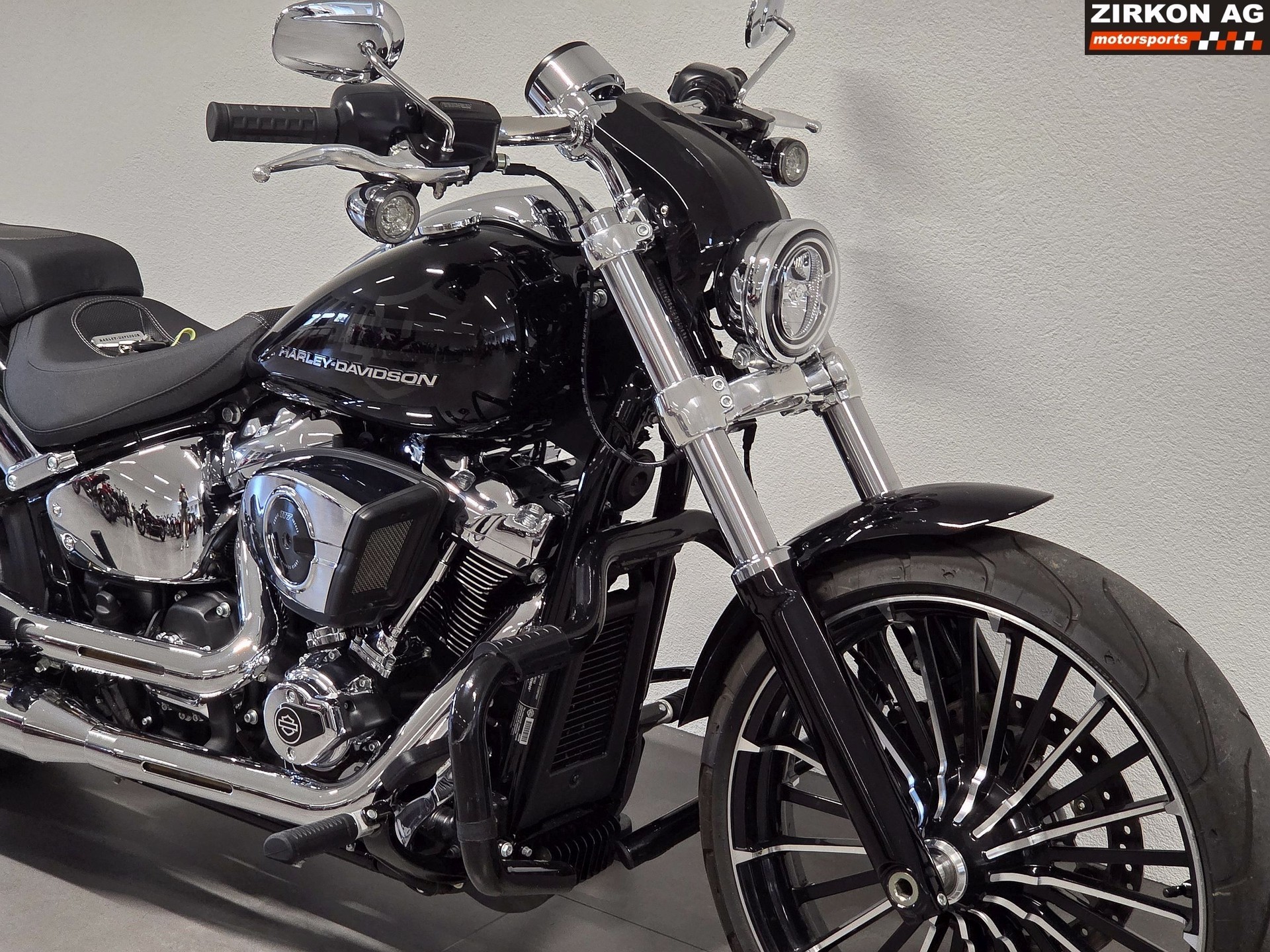 HARLEY-DAVIDSON FXBR Breakout 117ci-image-15