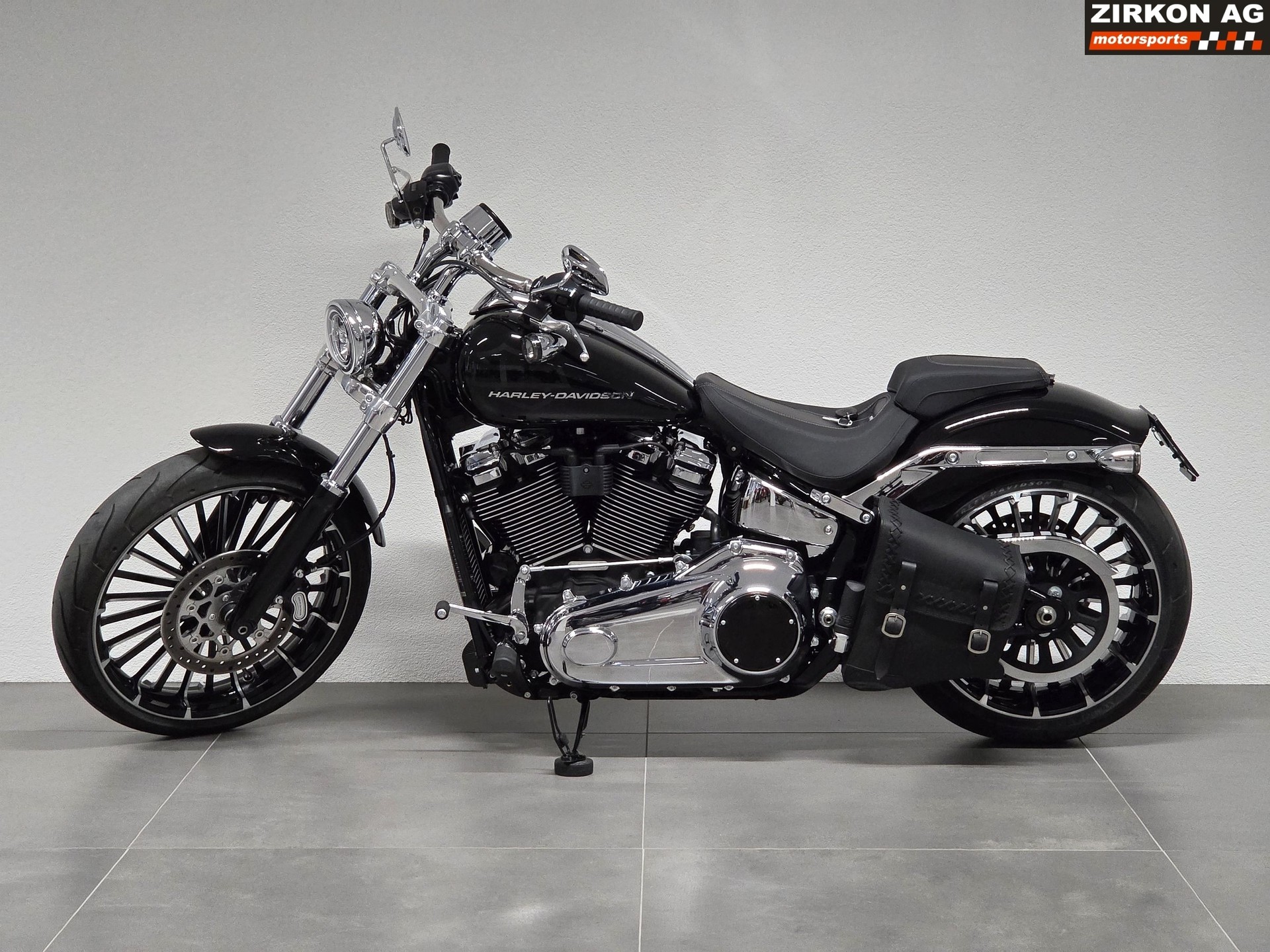 HARLEY-DAVIDSON FXBR Breakout 117ci-image-11
