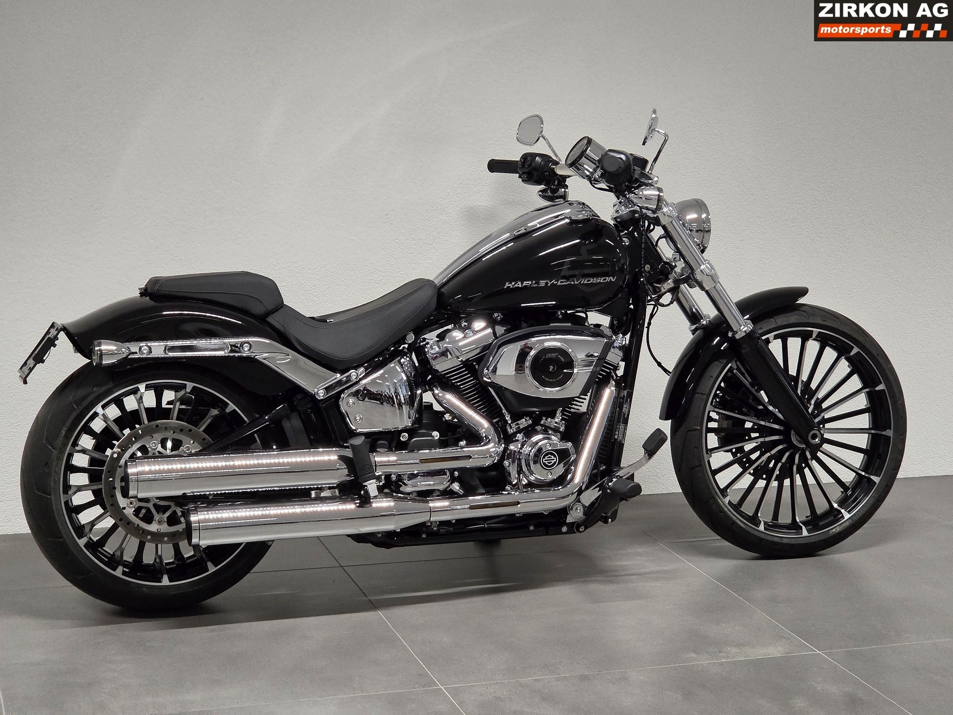 HARLEY-DAVIDSON FXBR Breakout 117ci-image-4