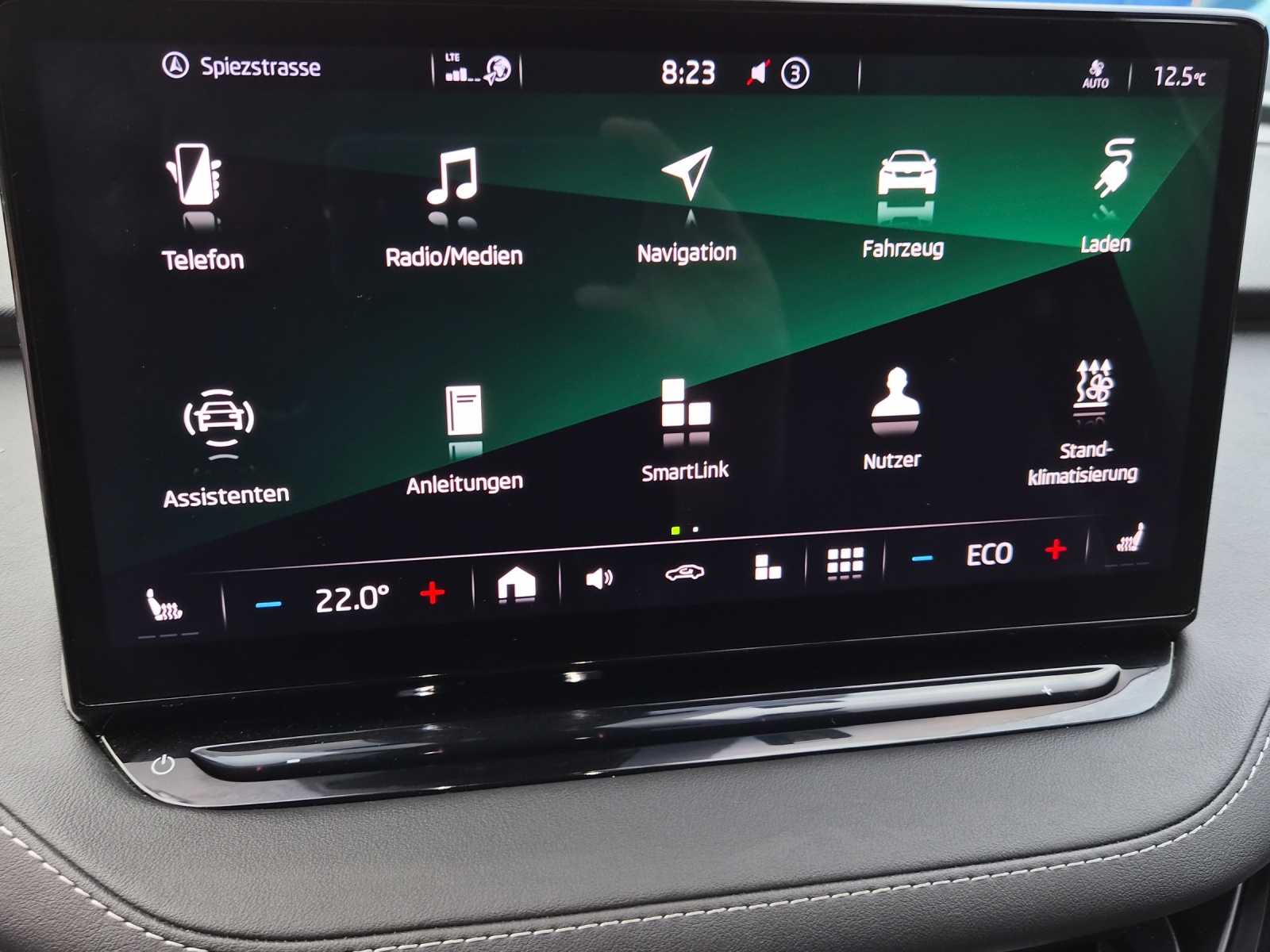SKODA Enyaq iV 80x SportLine-image-13
