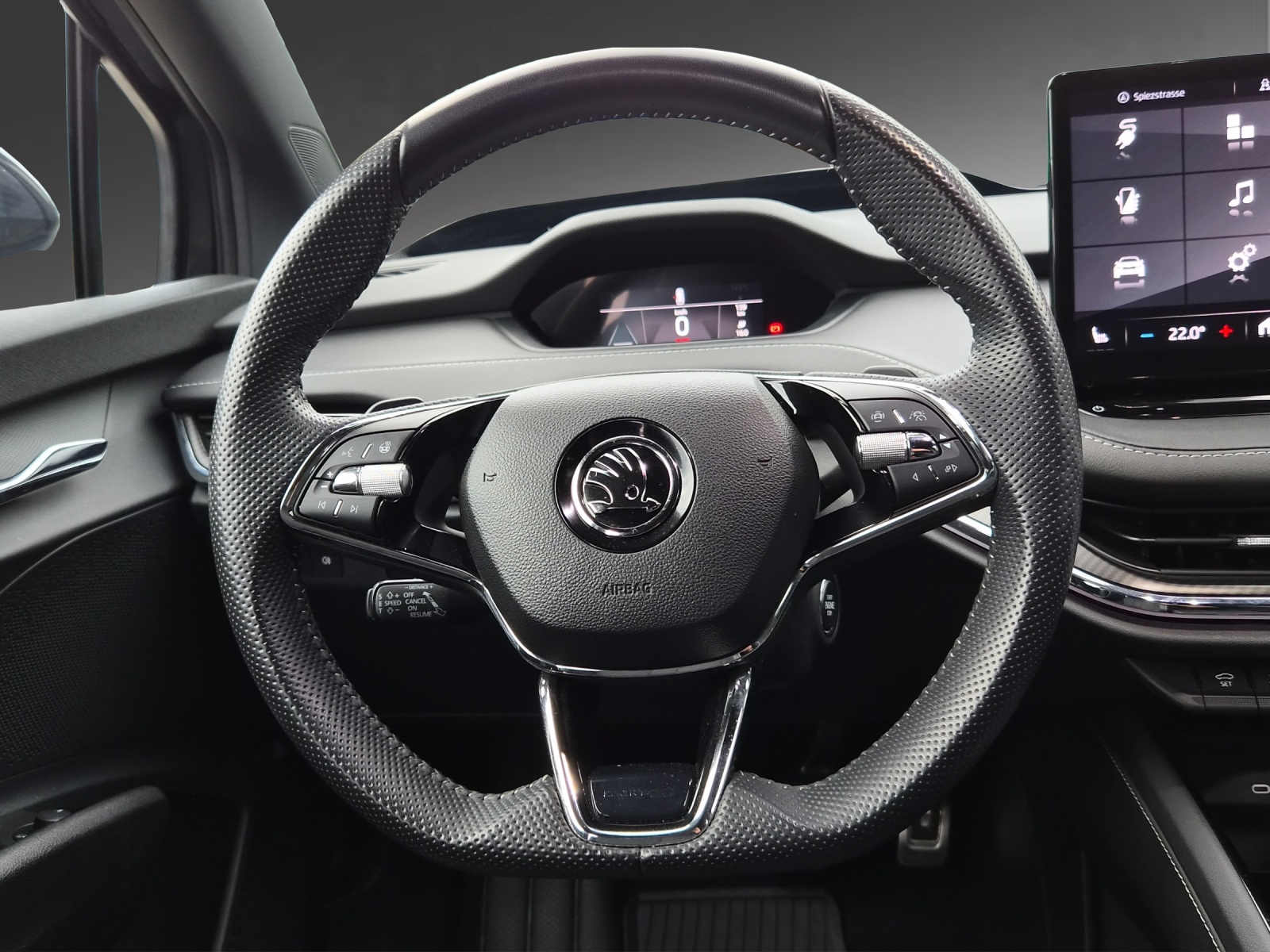 SKODA Enyaq iV 80x SportLine-image-8