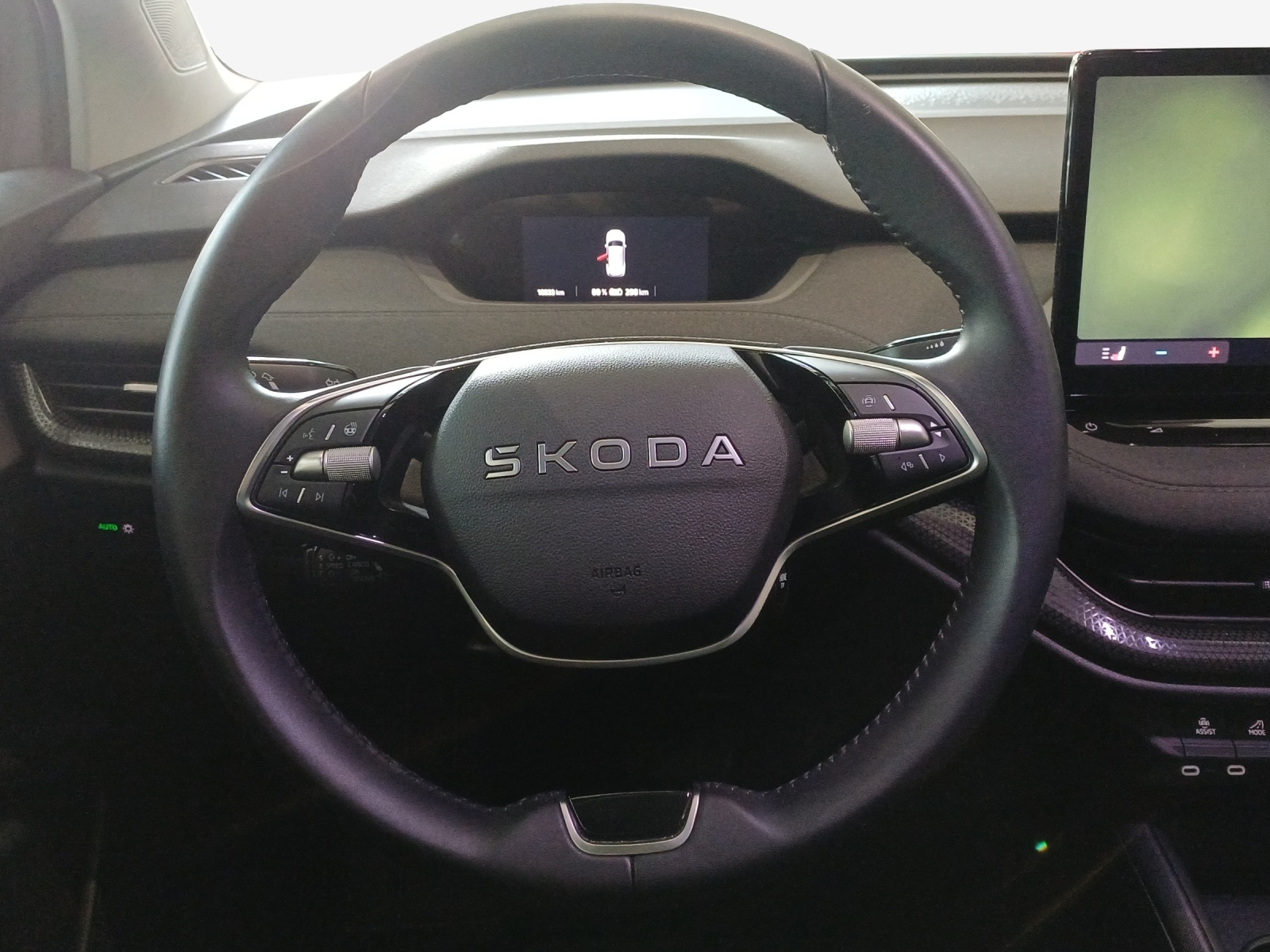 SKODA Elroq 60-image-9