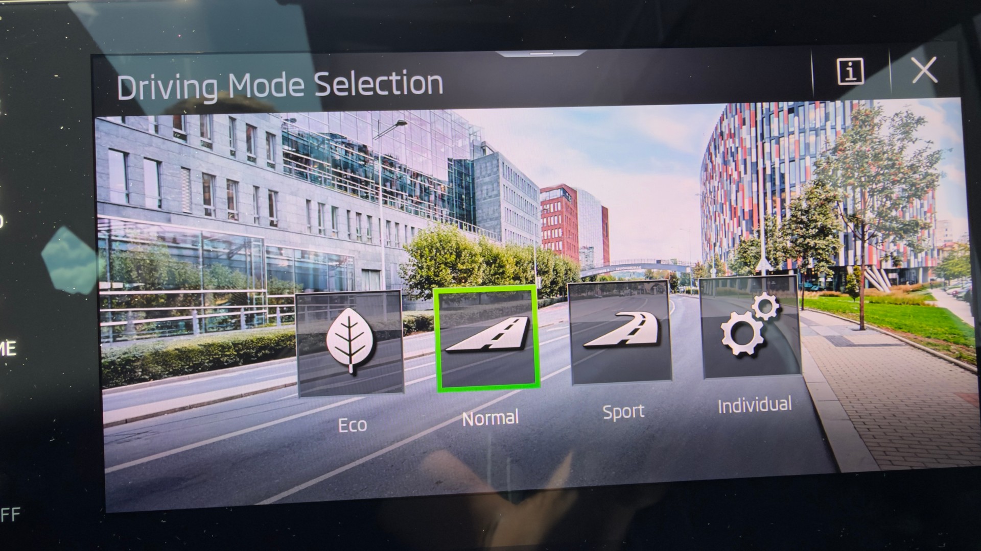SKODA Scala MC 1.5 TSI 150PS 7DSG 1500ccm 150PS/110kW 4 Zylinder TSI ACT EVO Benzin-image-9
