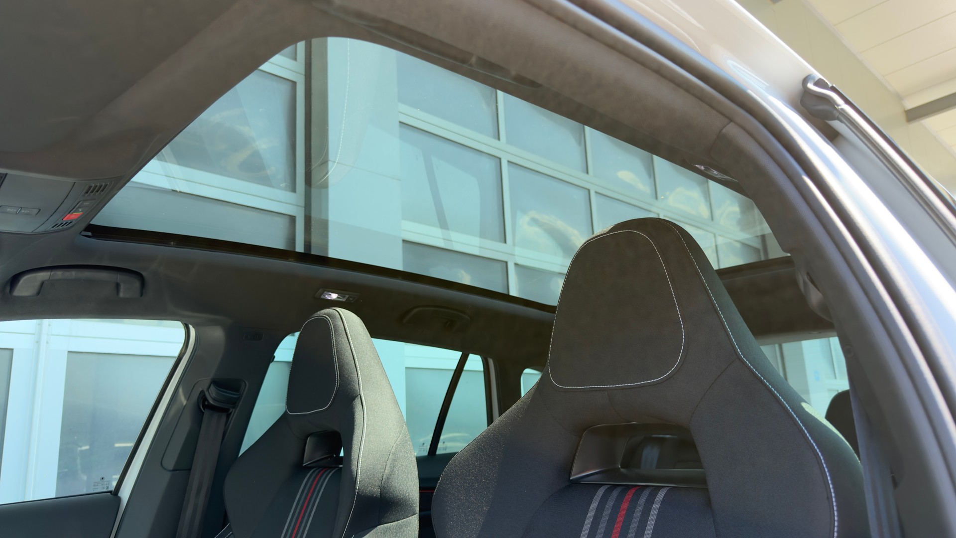 SKODA Scala MC 1.5 TSI 150PS 7DSG 1500ccm 150PS/110kW 4 Zylinder TSI ACT EVO Benzin-image-5